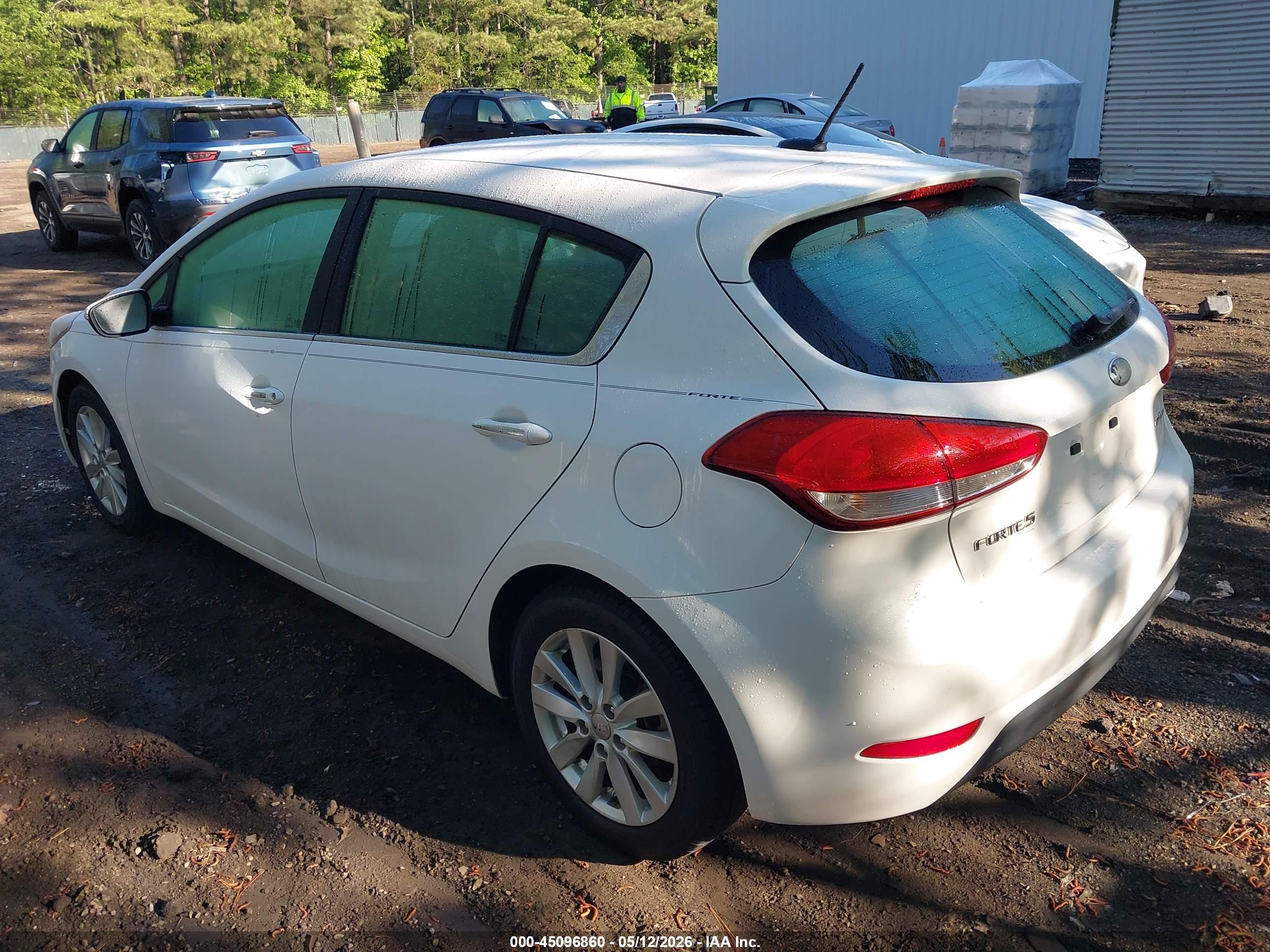 KIA FORTE image 3