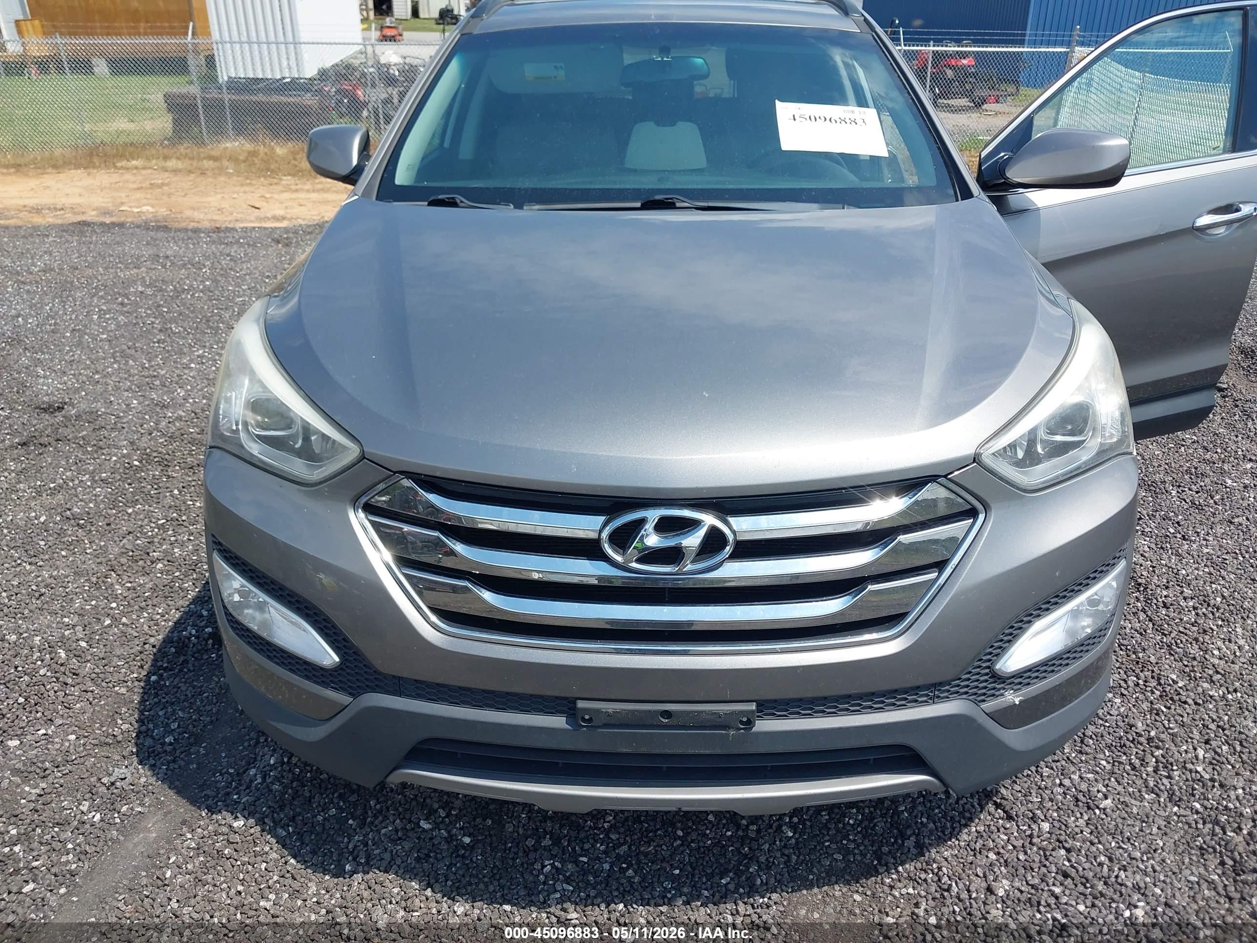 HYUNDAI SANTA image 6