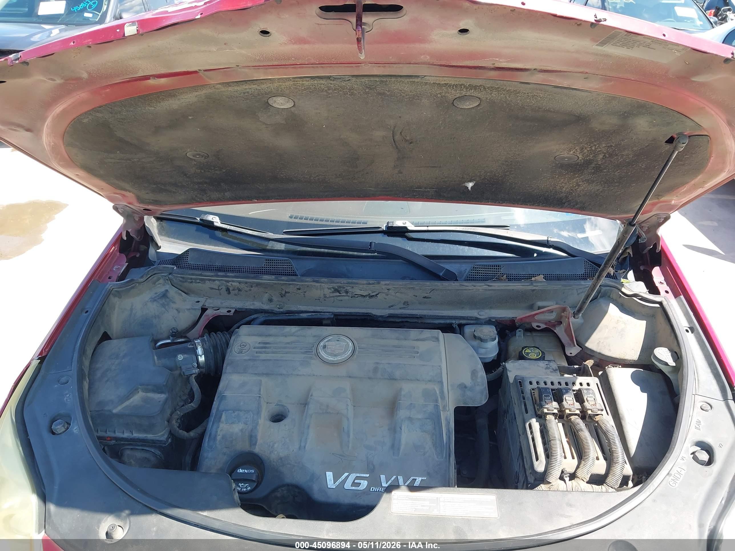 CADILLAC SRX image 10