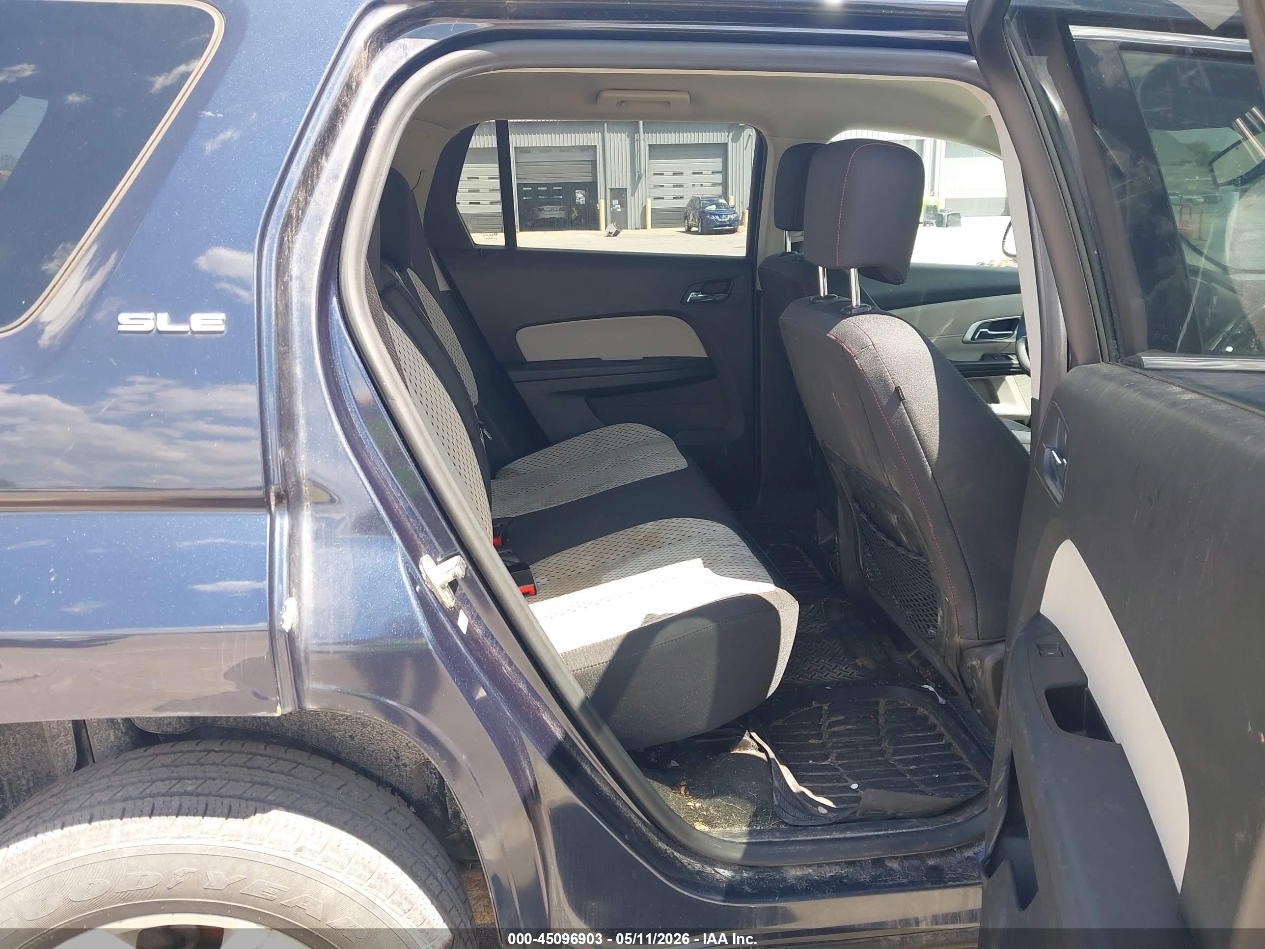 GMC TERRAIN image 8