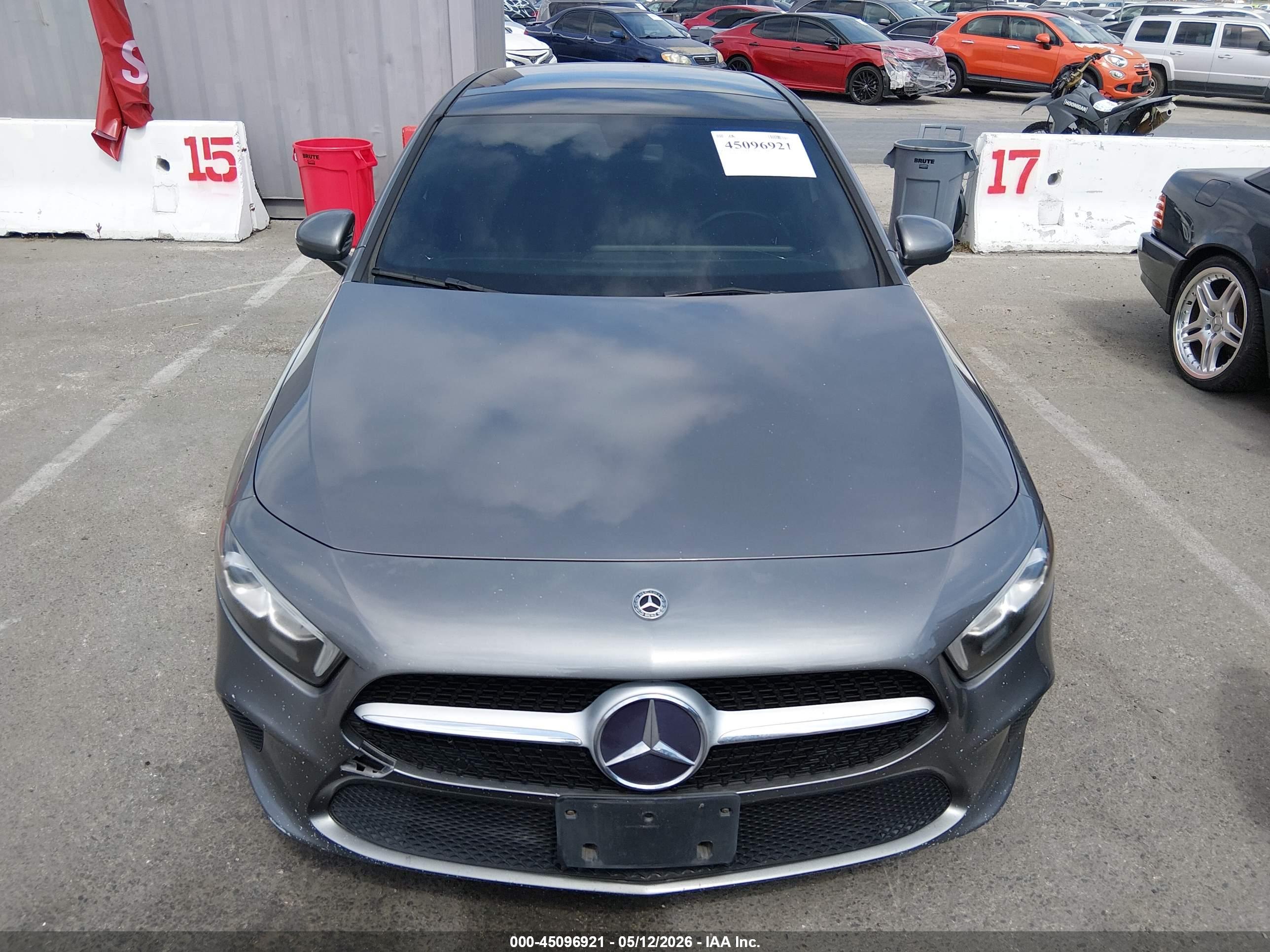 MERCEDES-BENZ A image 6