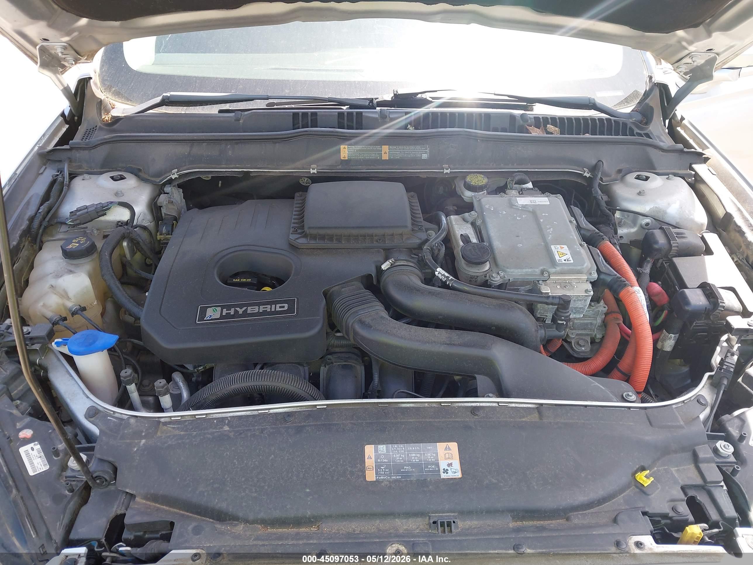 FORD FUSION image 10