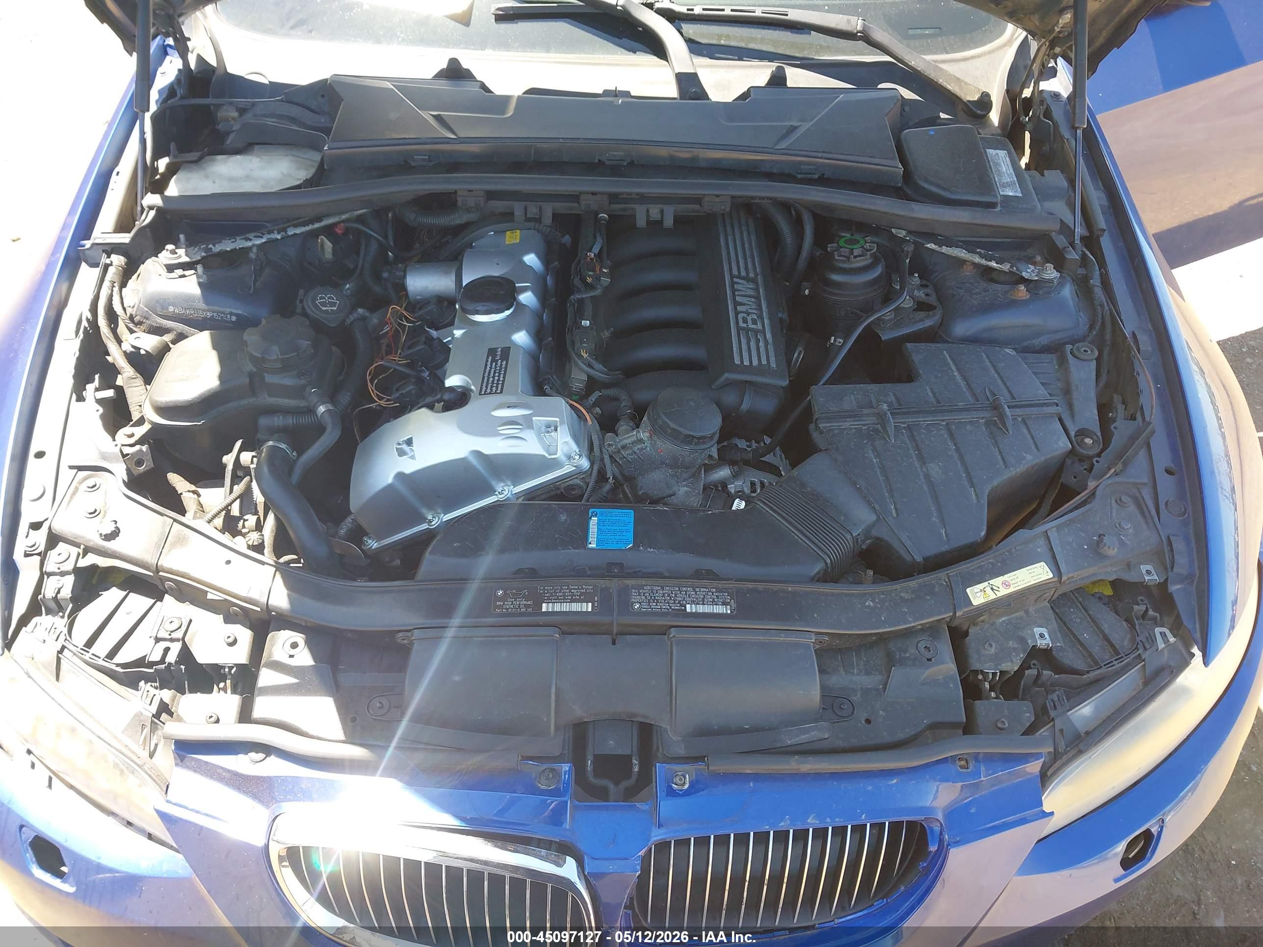 BMW 328I image 10