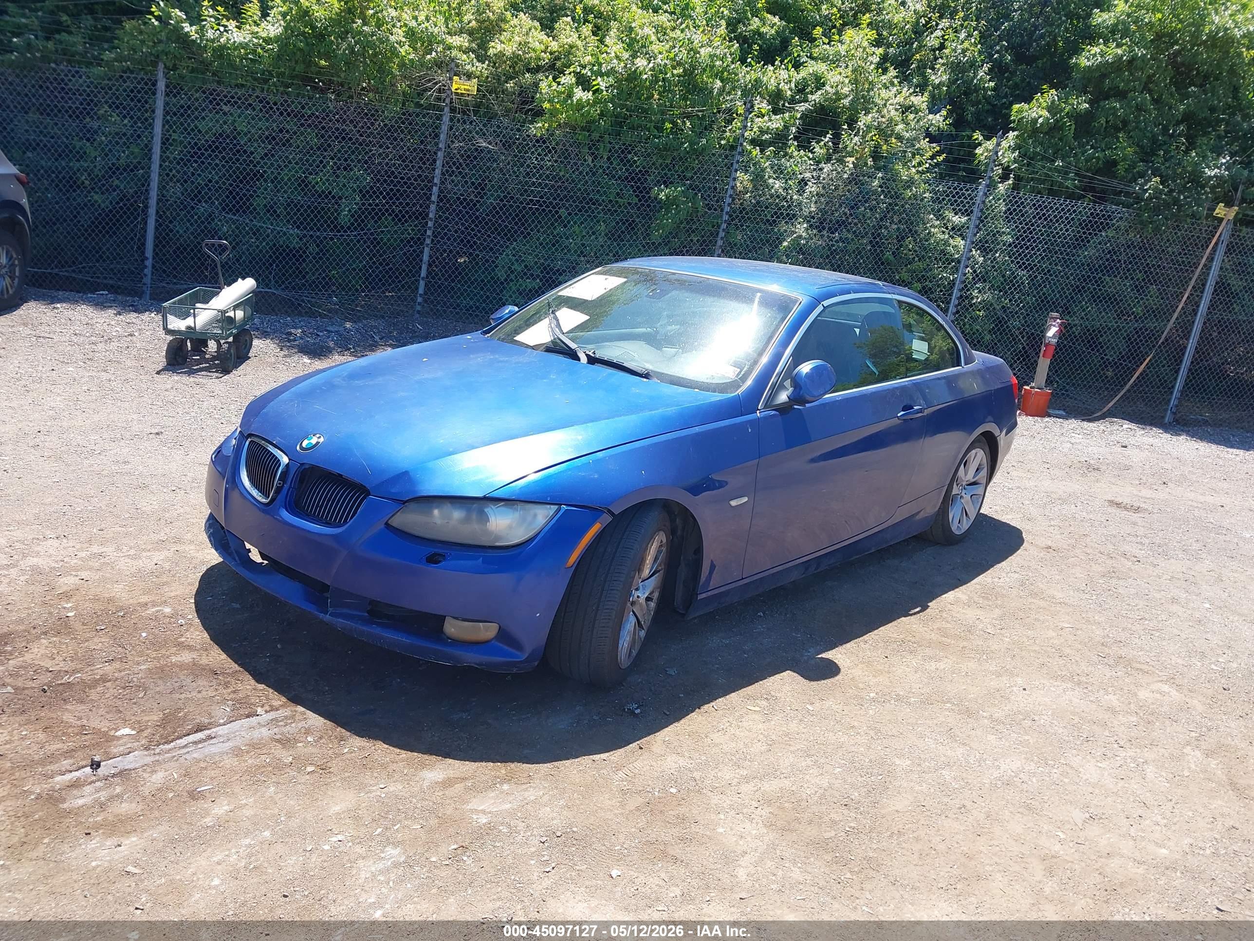 BMW 328I image 2