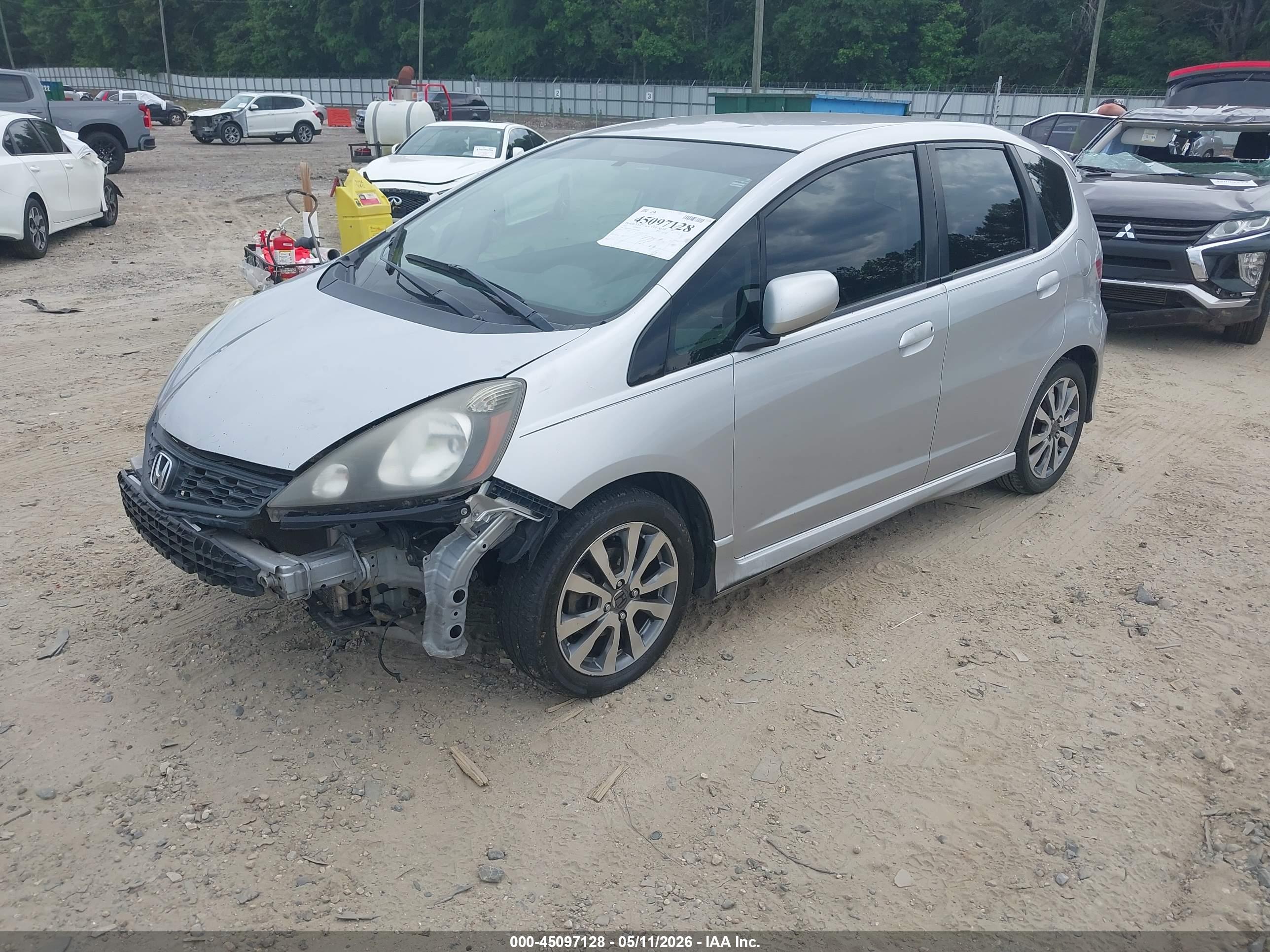 HONDA FIT image 2