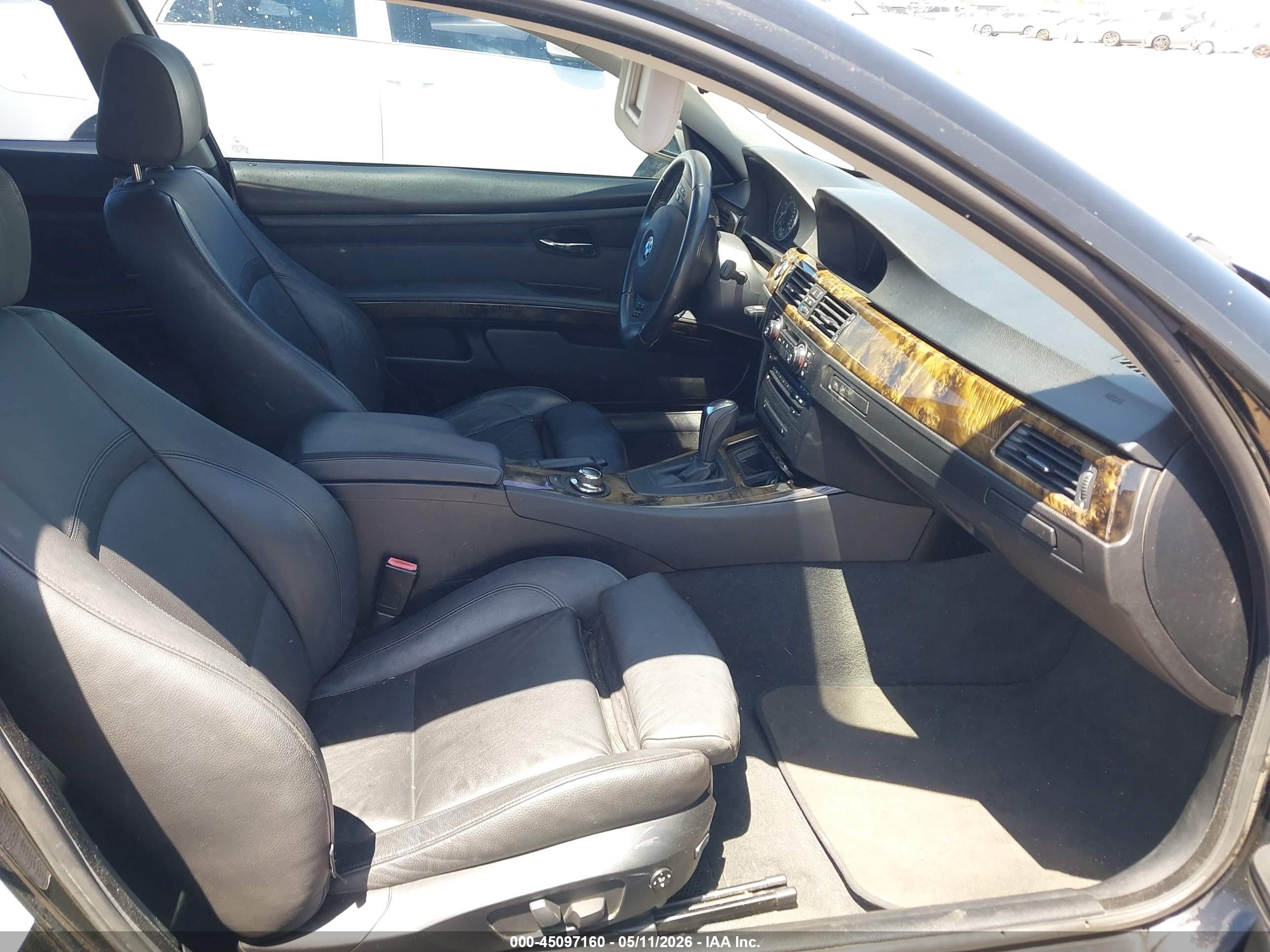 BMW 335I image 5