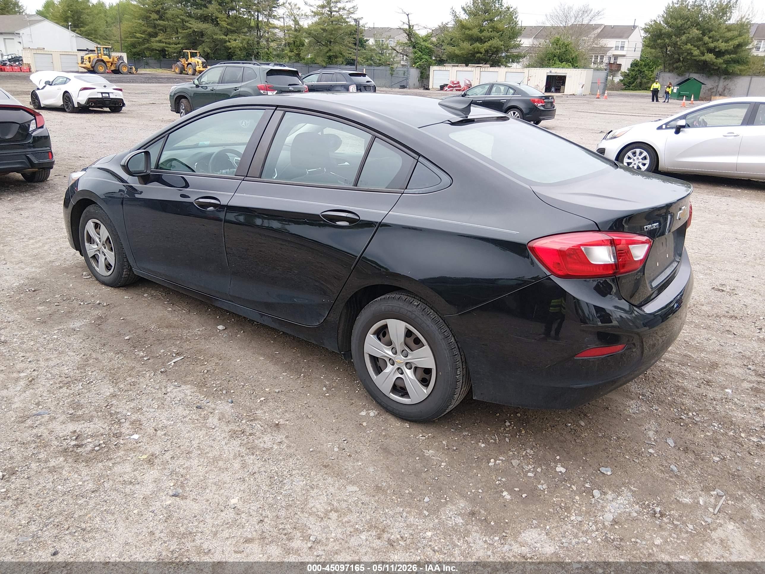CHEVROLET CRUZE image 3