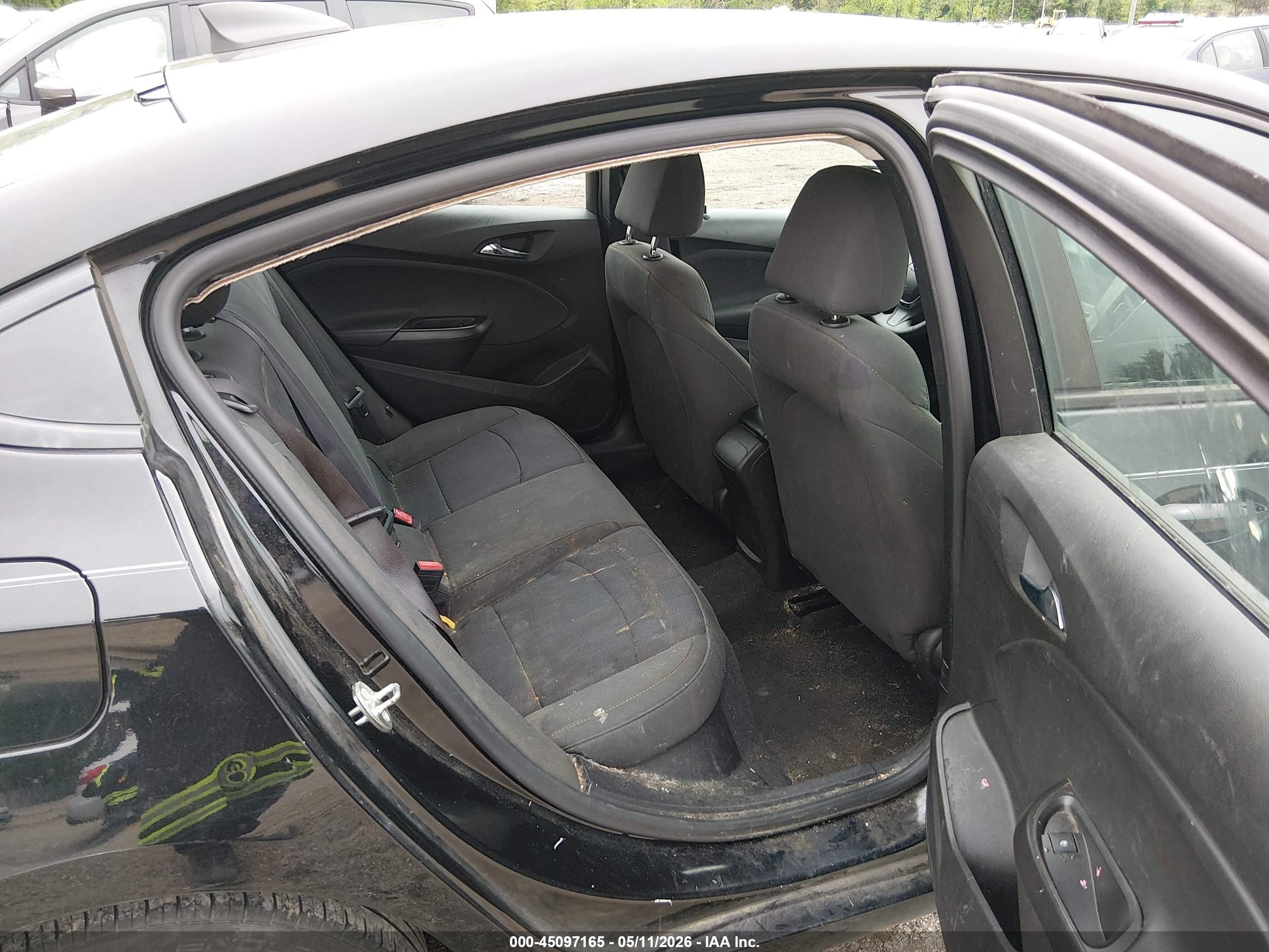 CHEVROLET CRUZE image 8