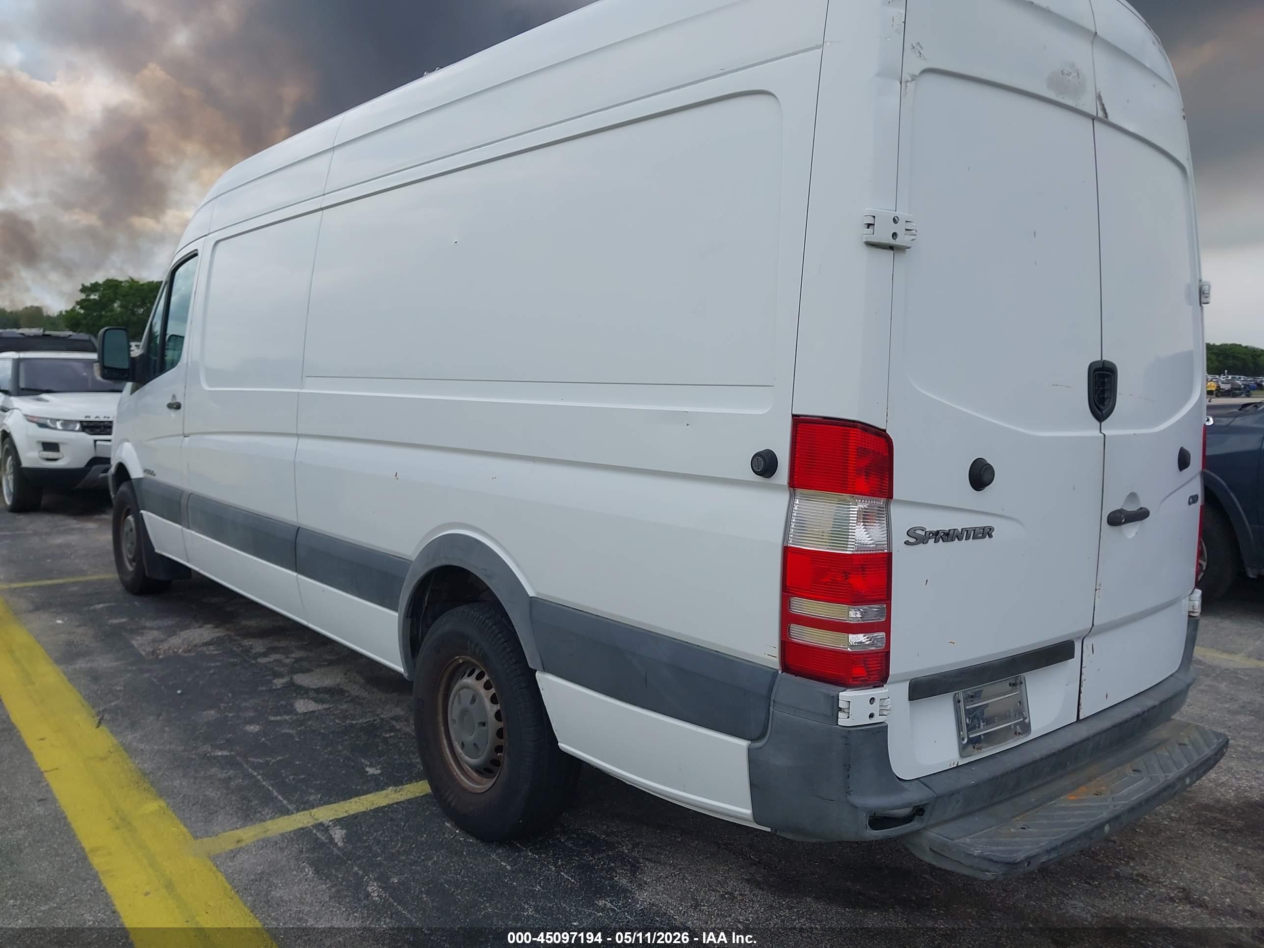 DODGE SPRINTER image 3