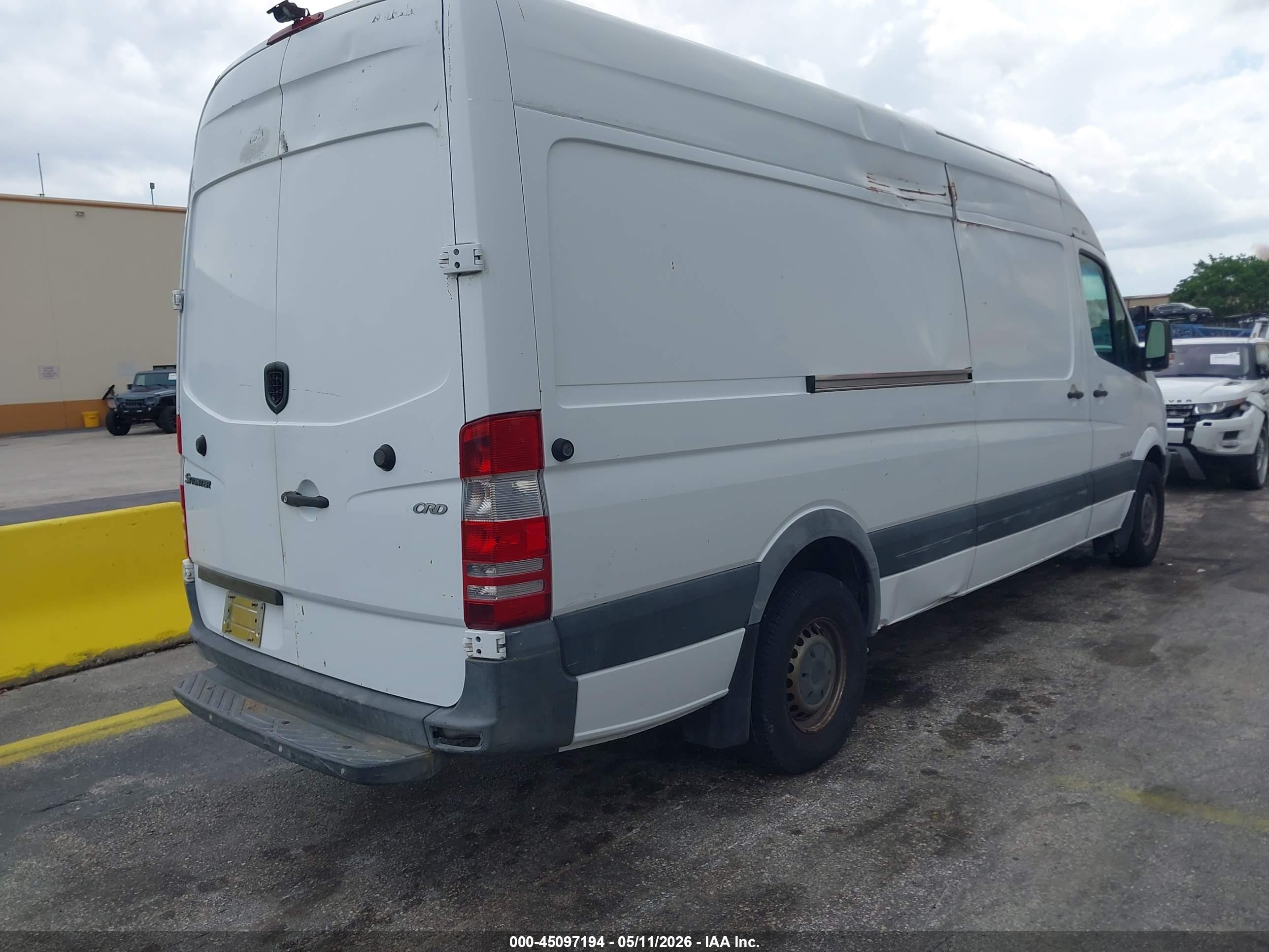 DODGE SPRINTER image 4