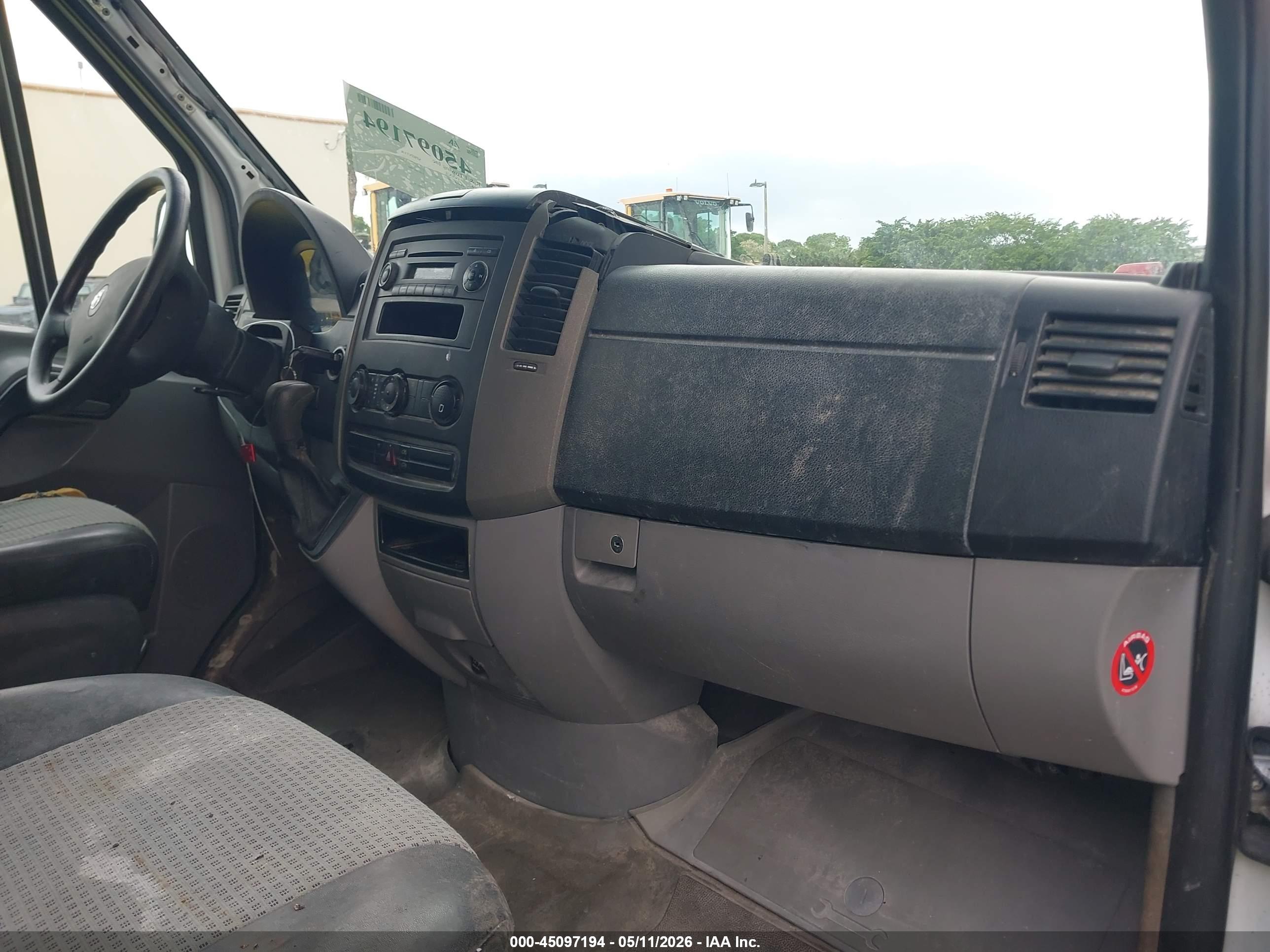 DODGE SPRINTER image 5