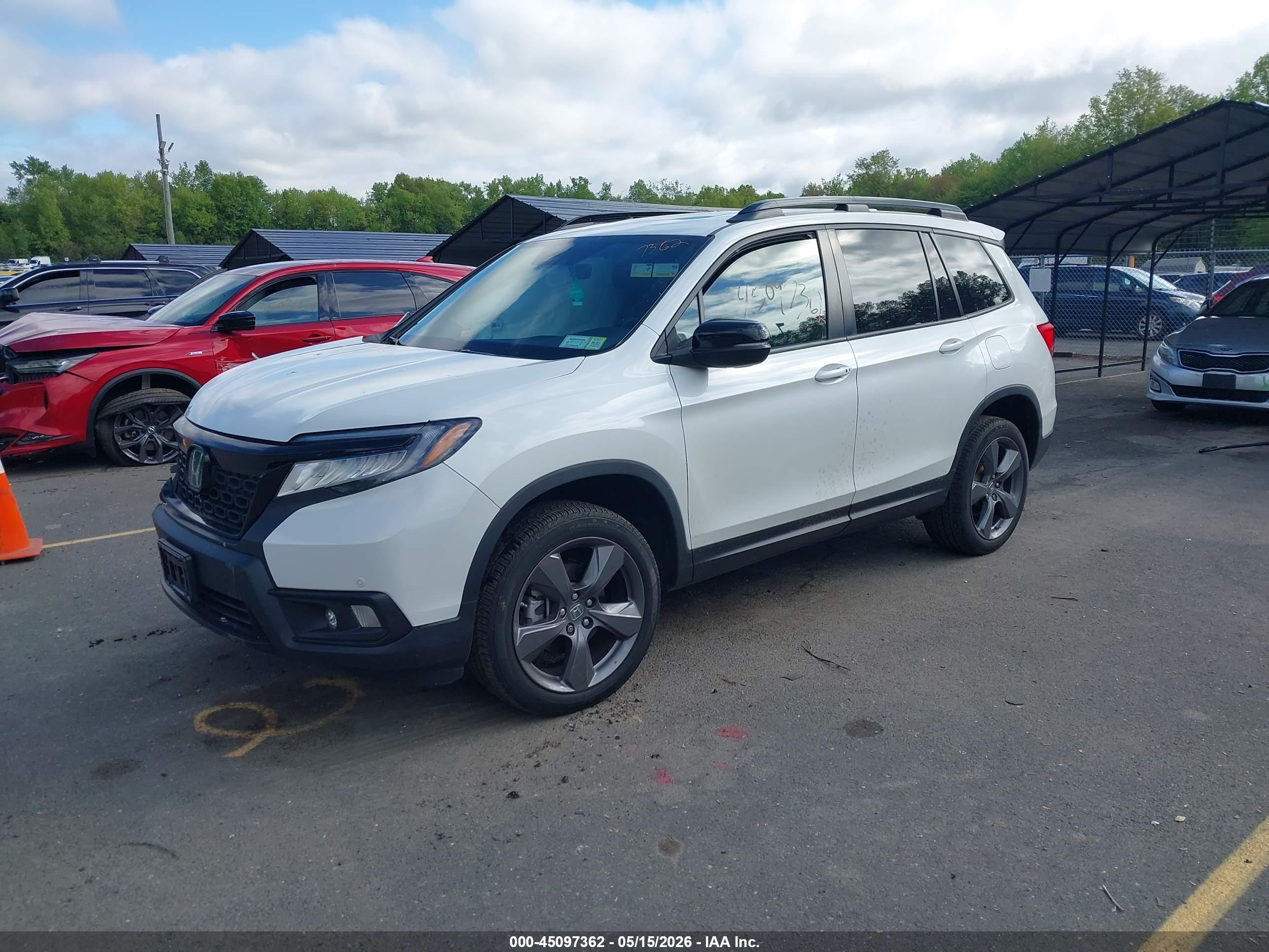 HONDA PASSPORT image 2