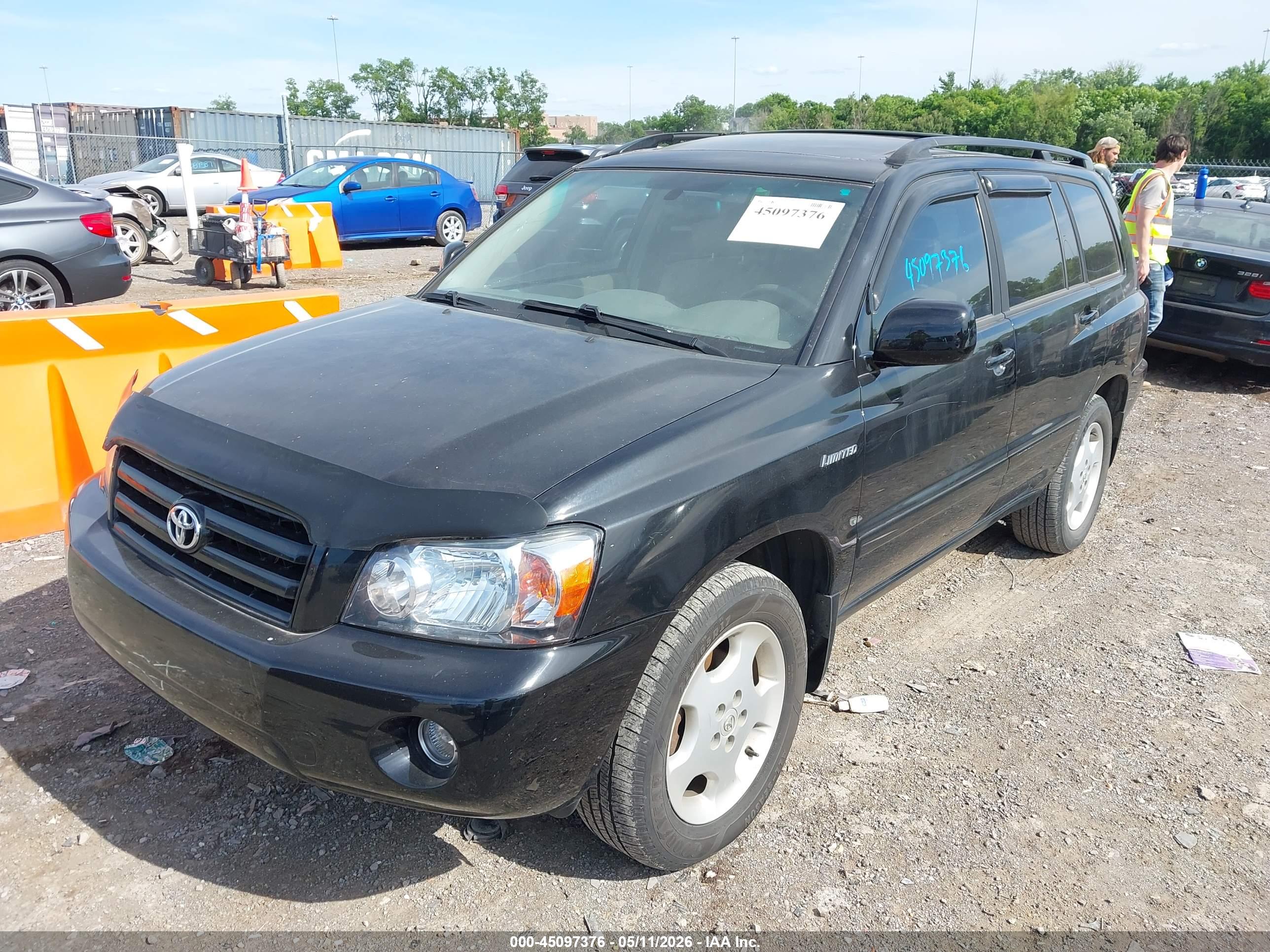TOYOTA HIGHLANDER image 6