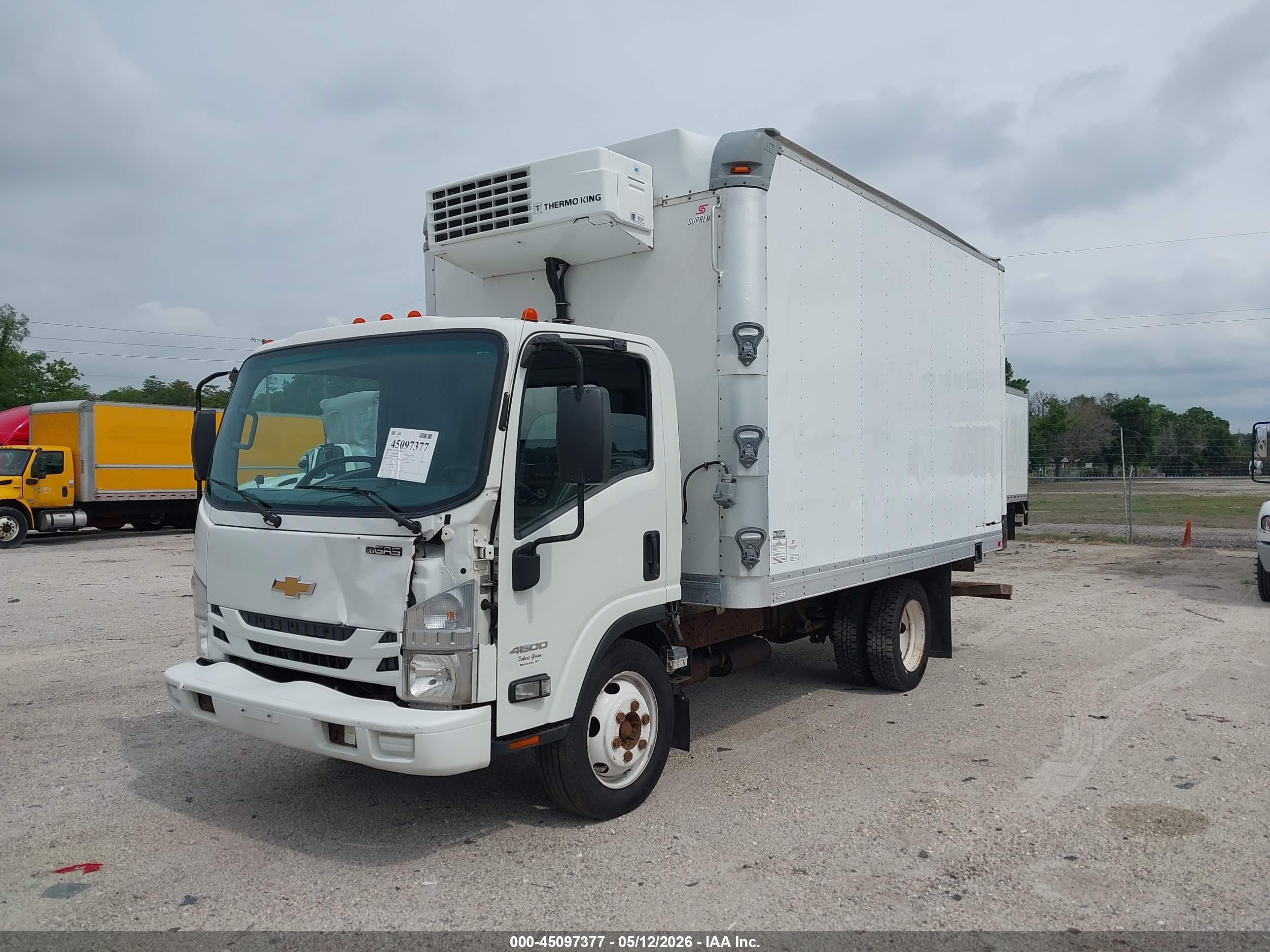CHEVROLET 4500 image 2