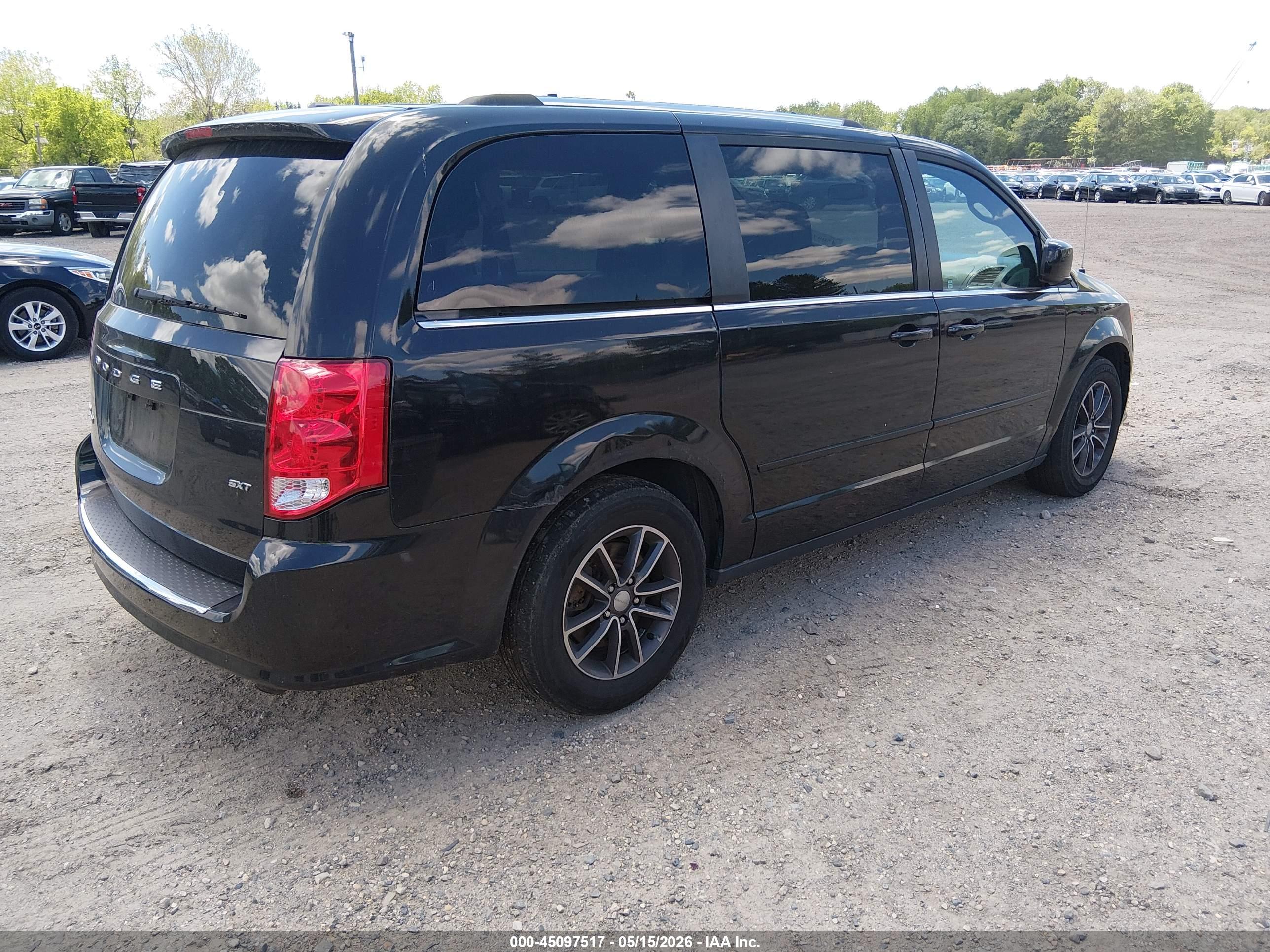 DODGE GRAND image 4