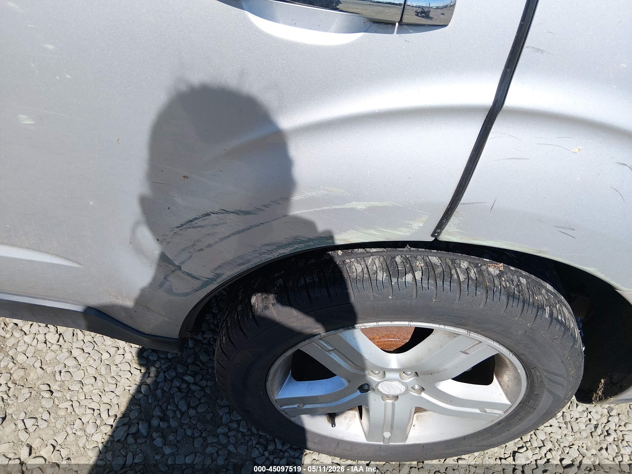 SUBARU FORESTER image 6