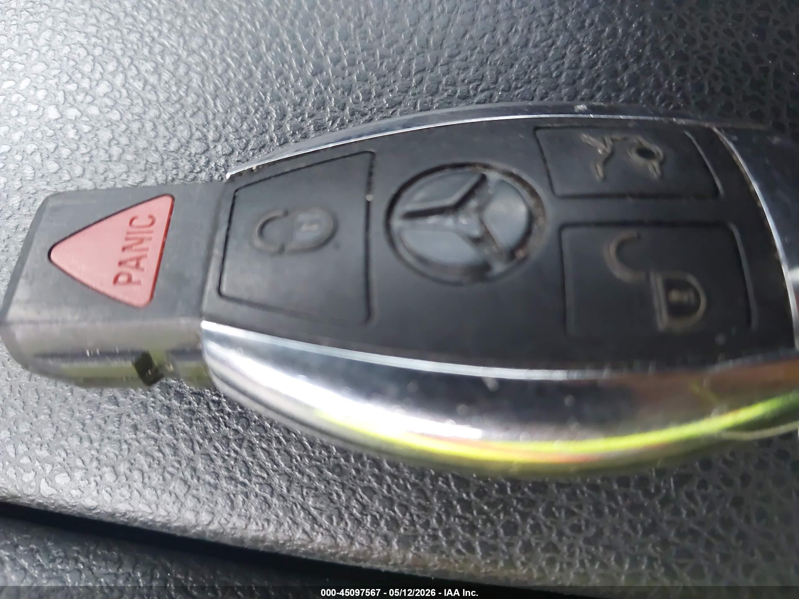 MERCEDES-BENZ C image 11