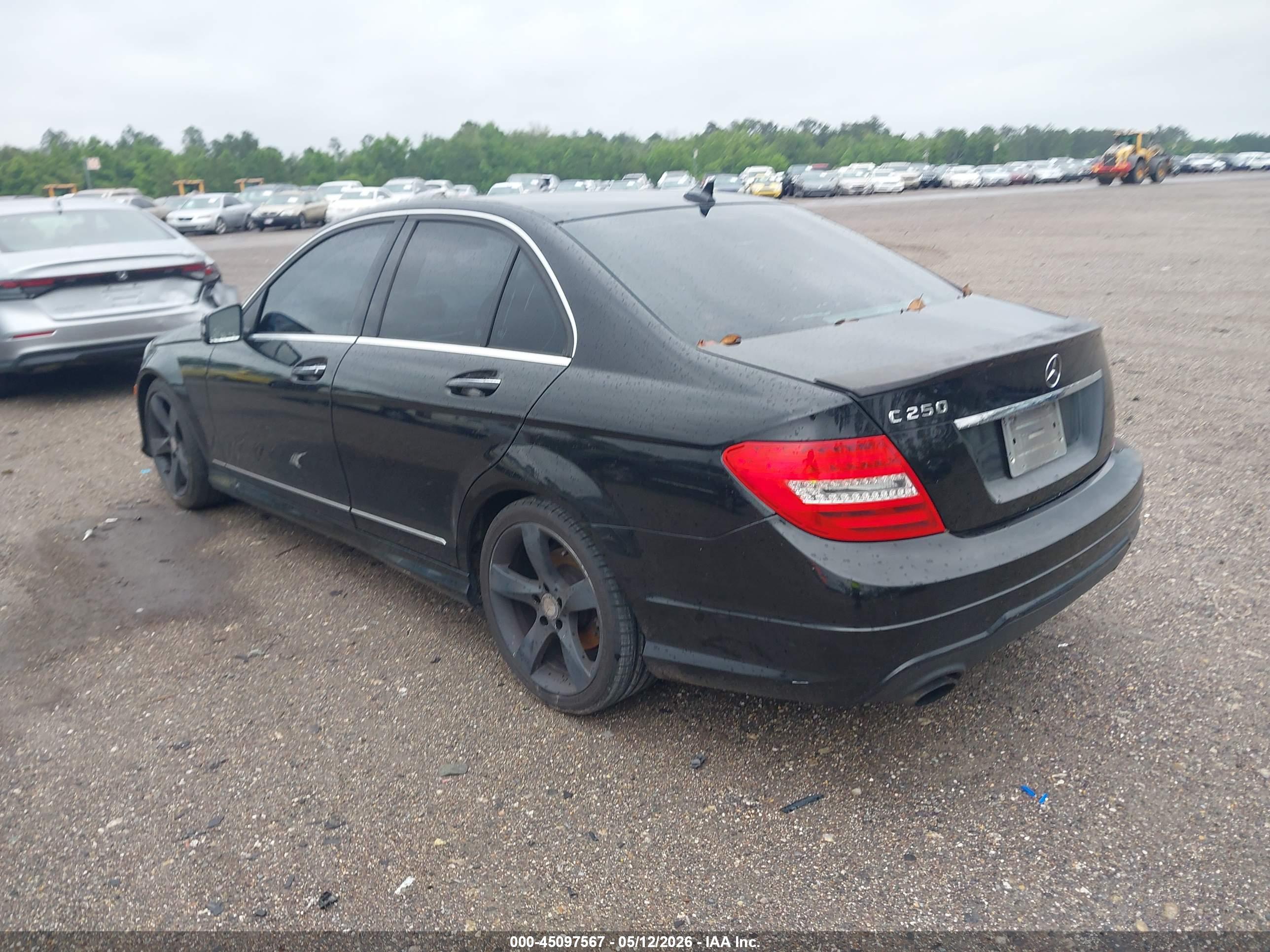MERCEDES-BENZ C image 3