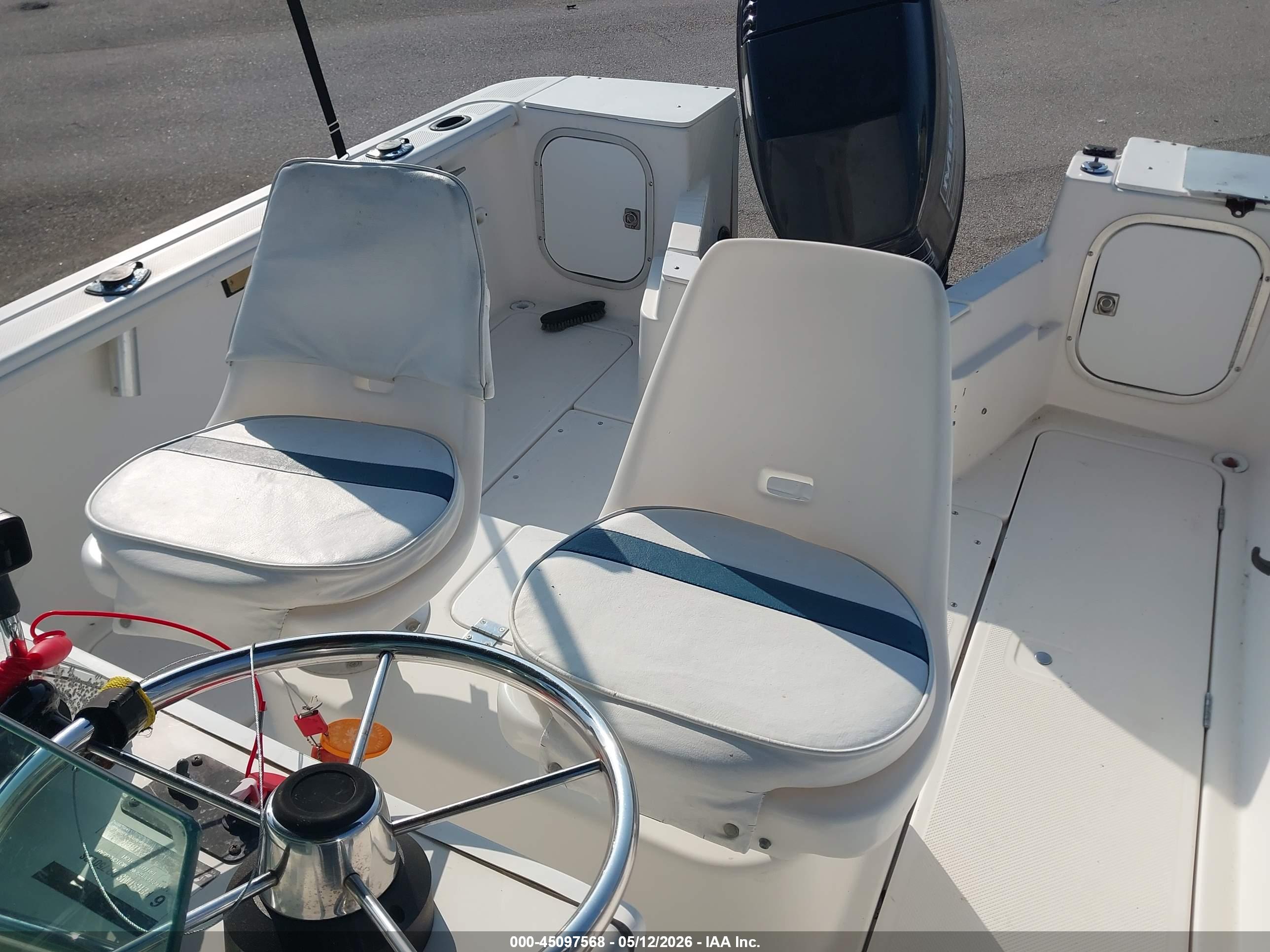BAYLINER VS image 8