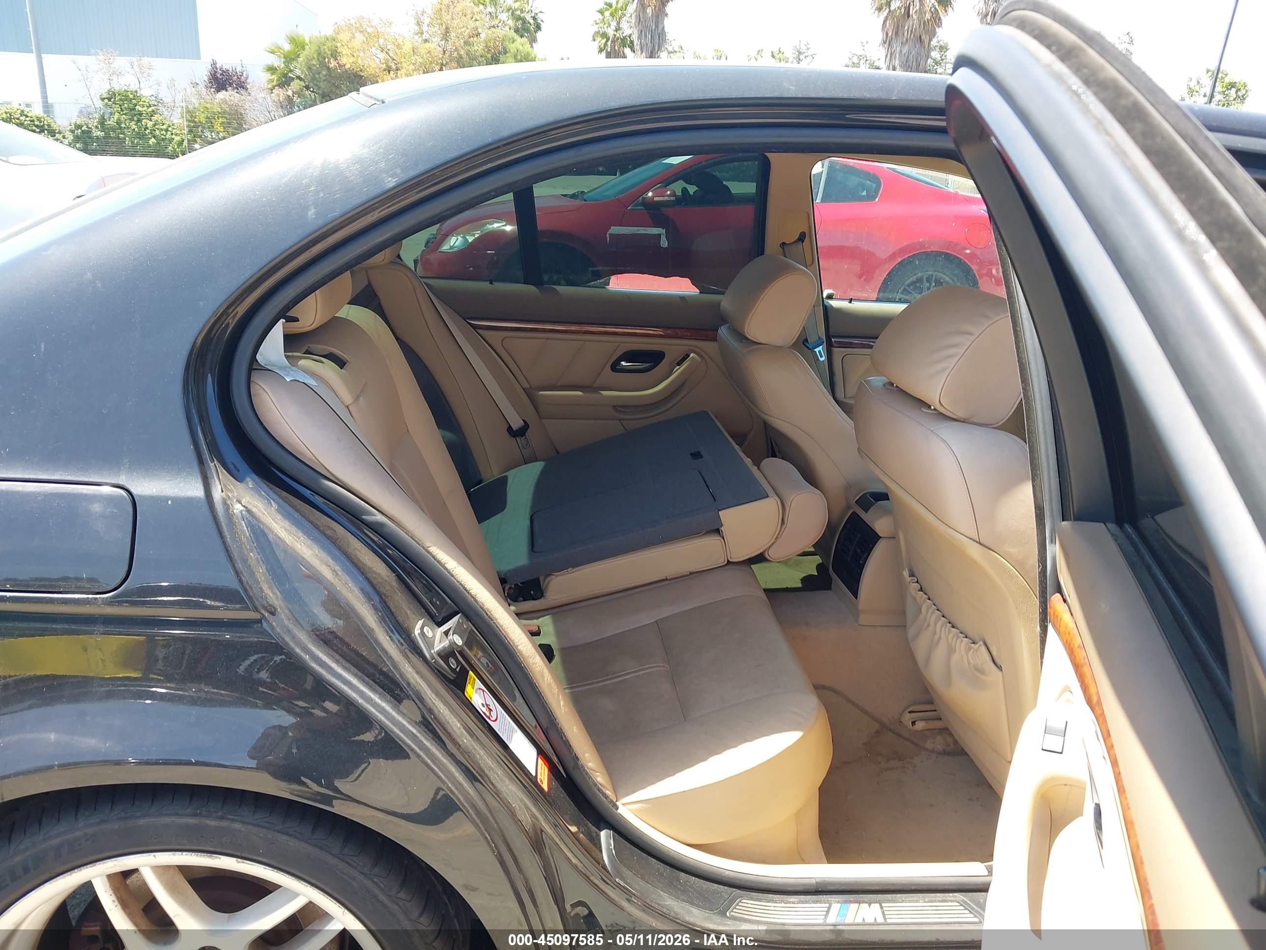 BMW 540IA image 8