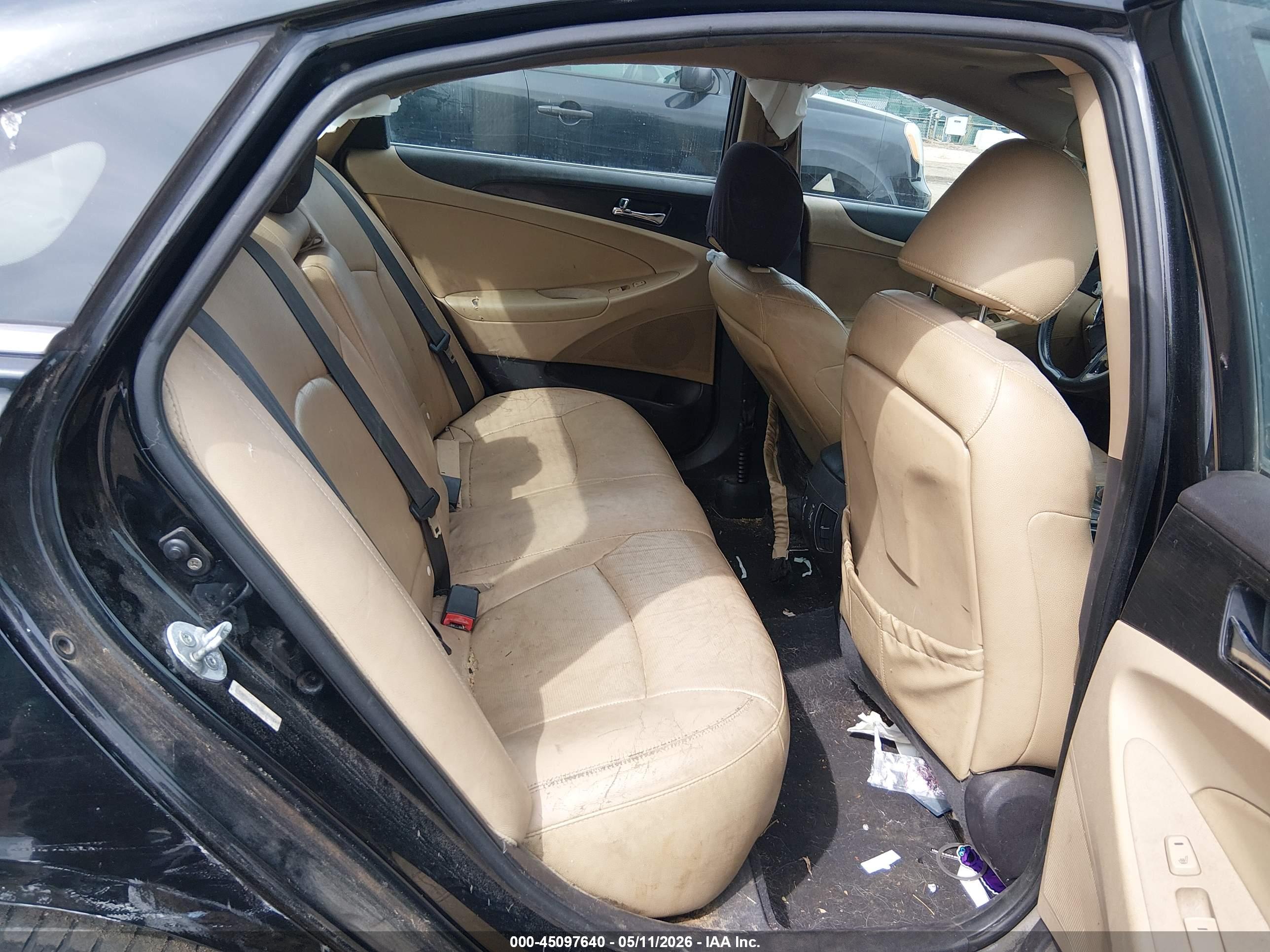 HYUNDAI SONATA image 8