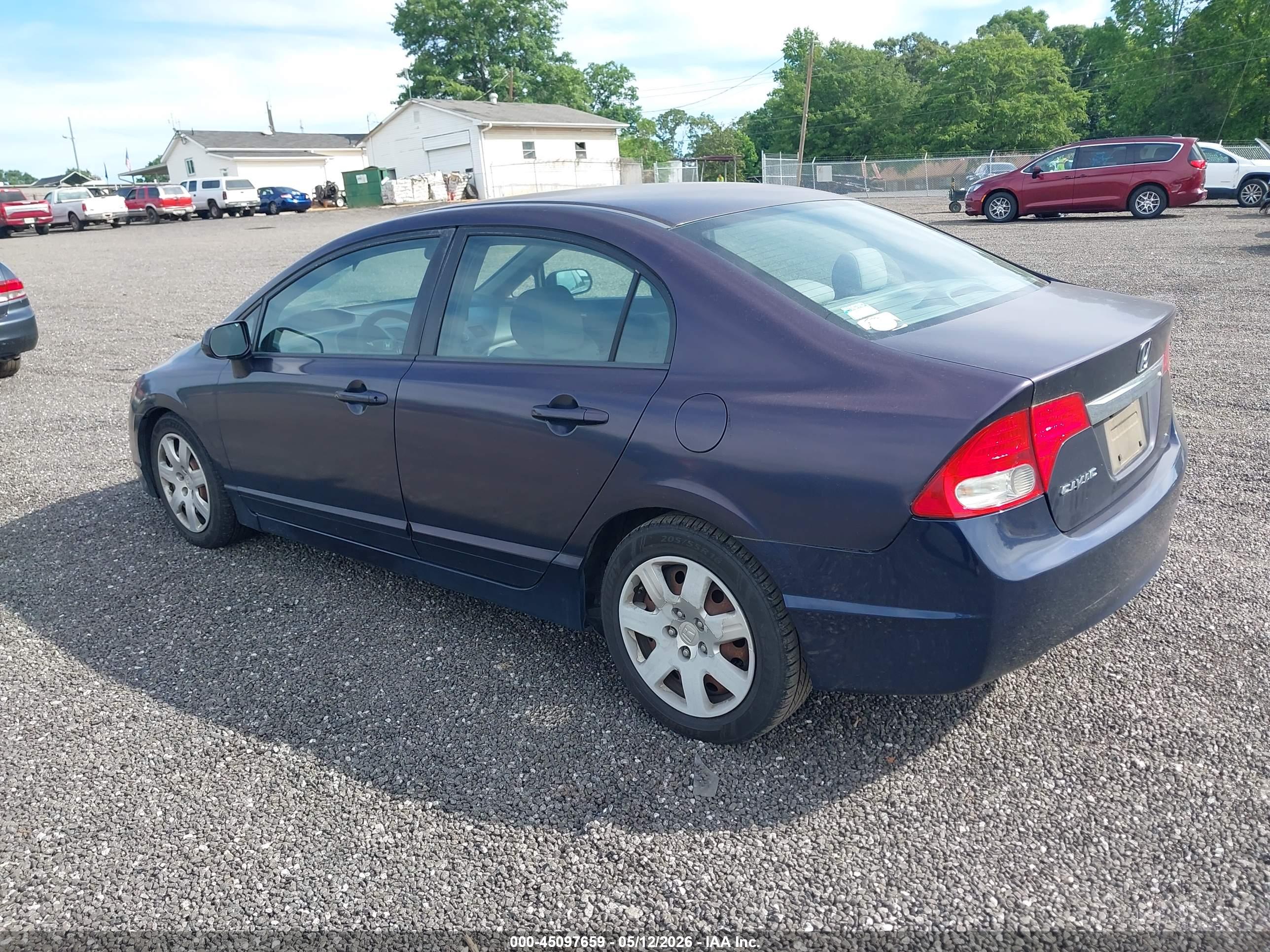 HONDA CIVIC image 3