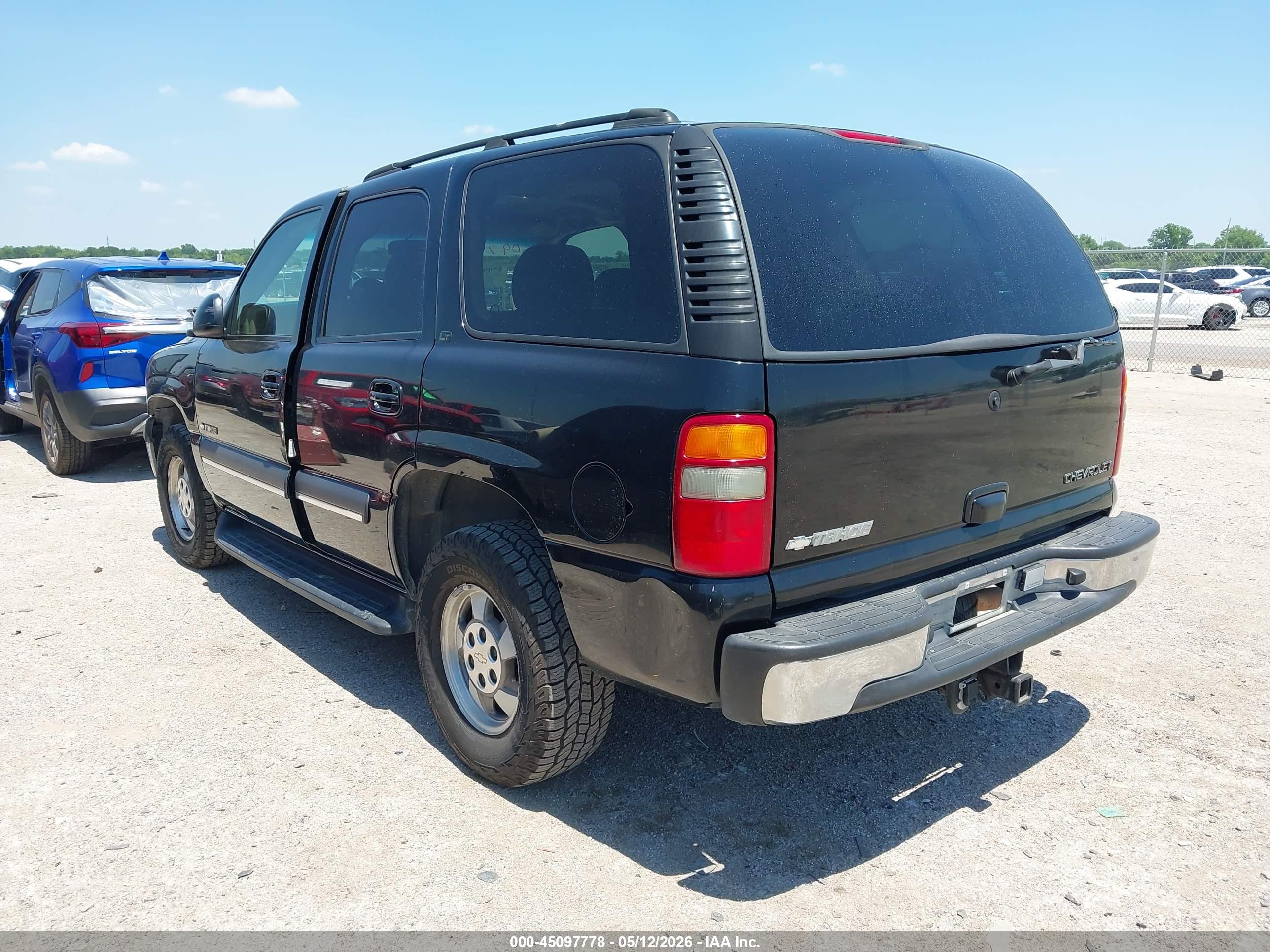 CHEVROLET TAHOE image 3