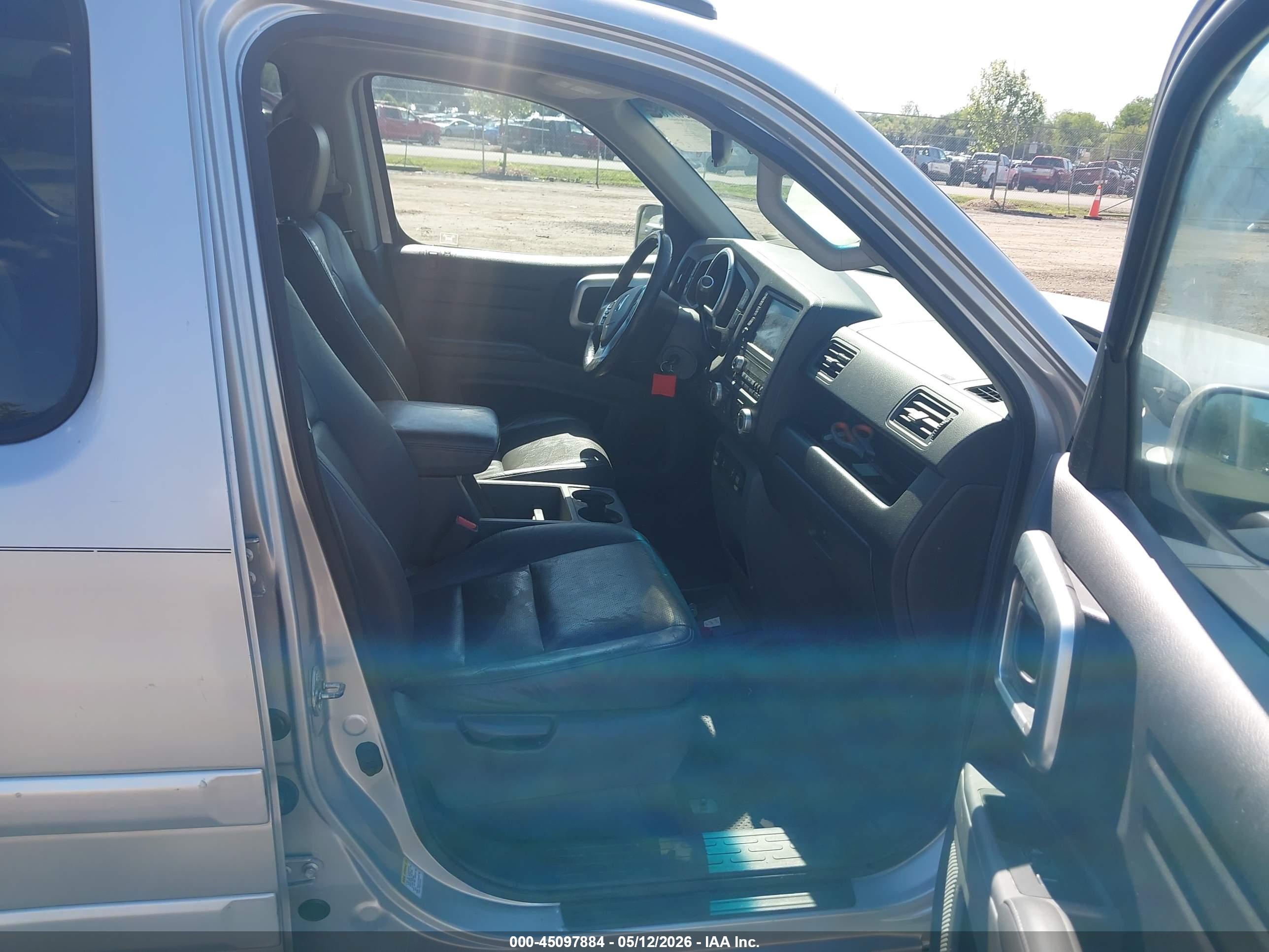 HONDA RIDGELINE image 5
