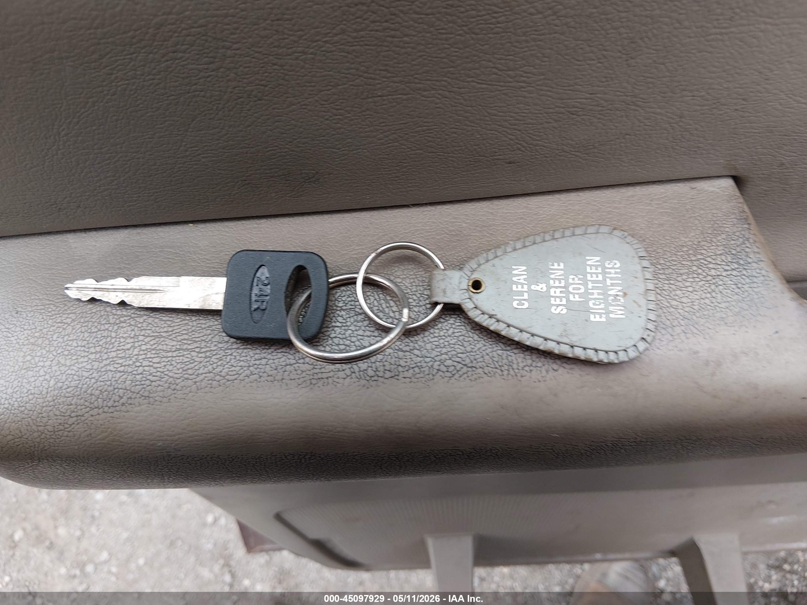 FORD E-350 image 11