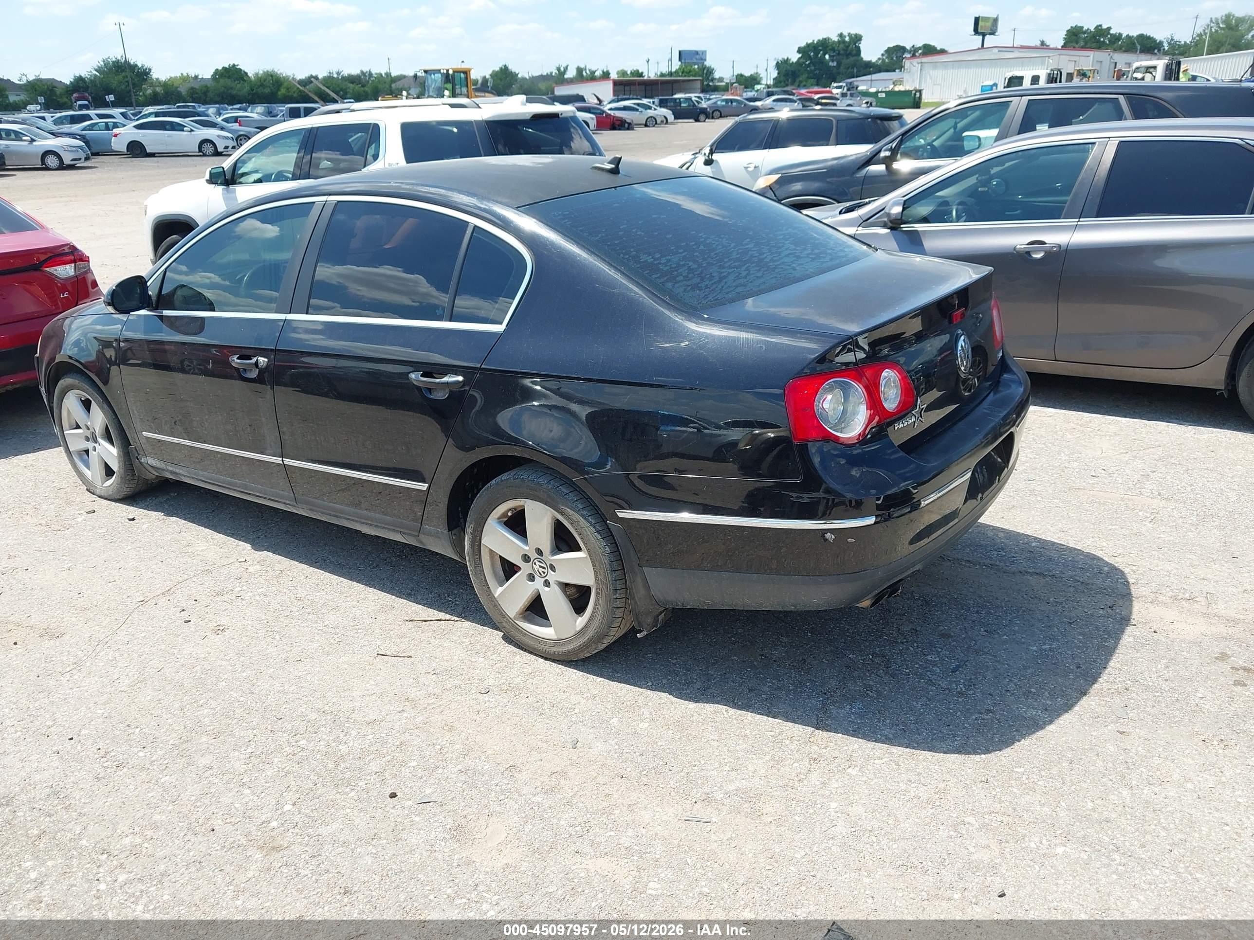 VOLKSWAGEN PASSAT image 3