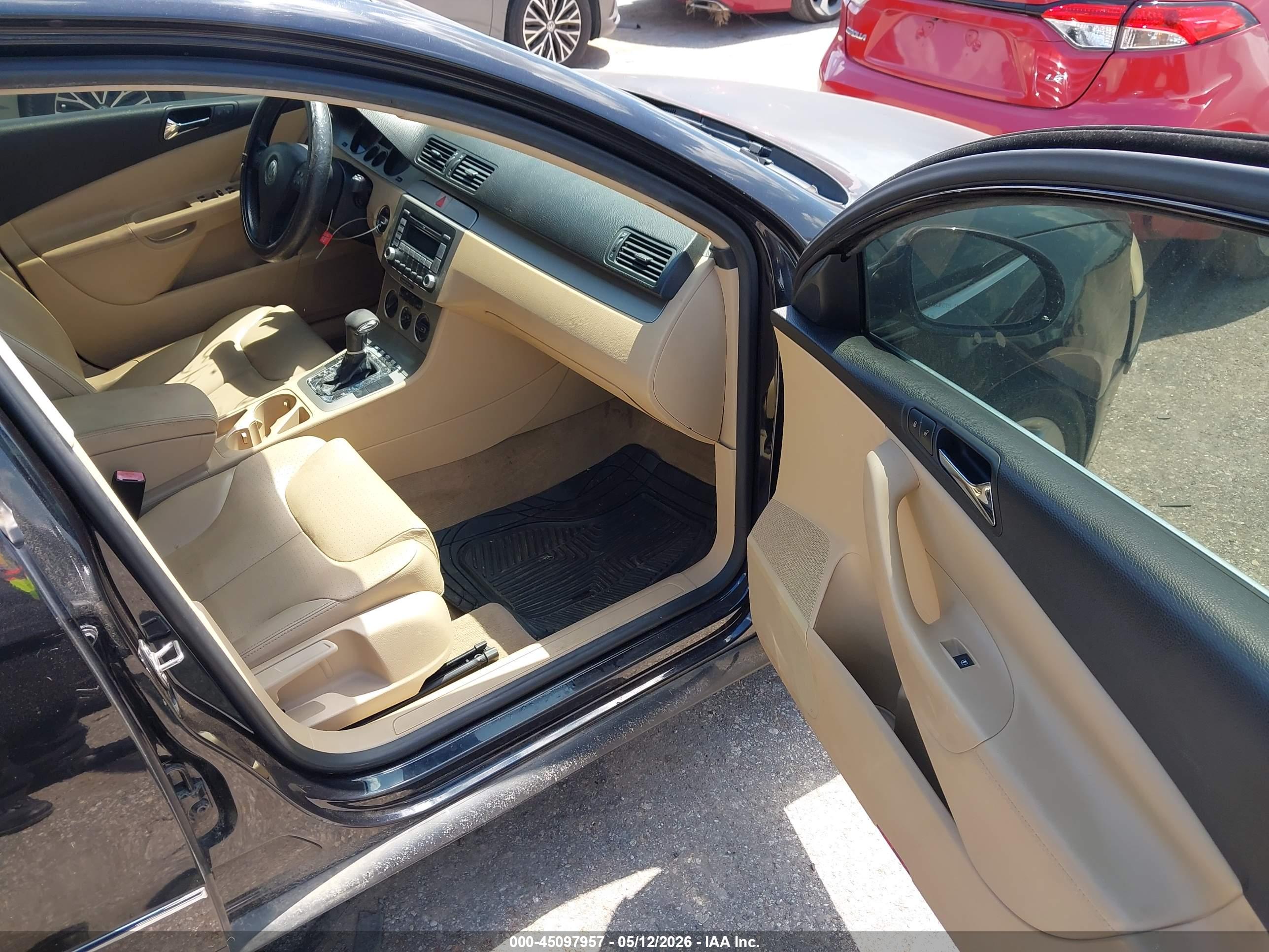 VOLKSWAGEN PASSAT image 5