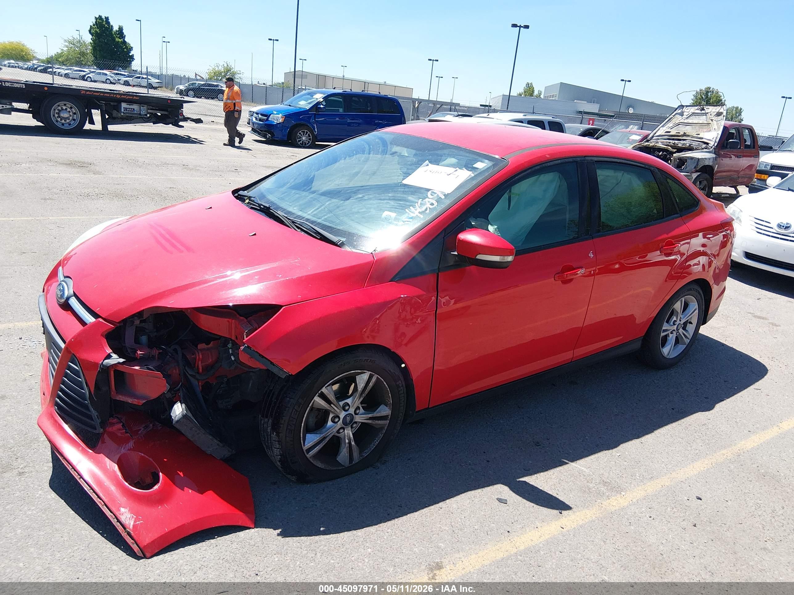 FORD FOCUS image 2