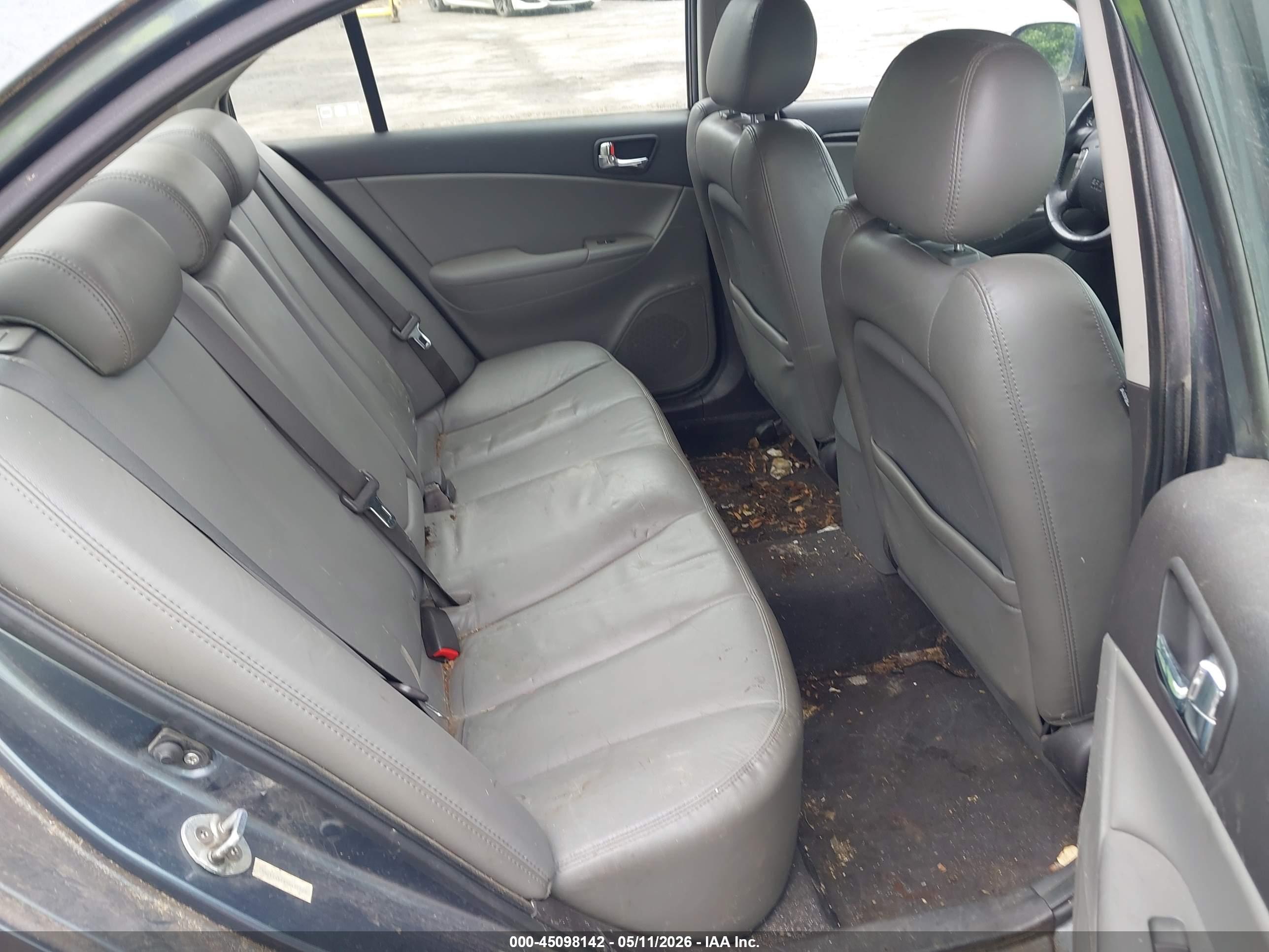 HYUNDAI SONATA image 8