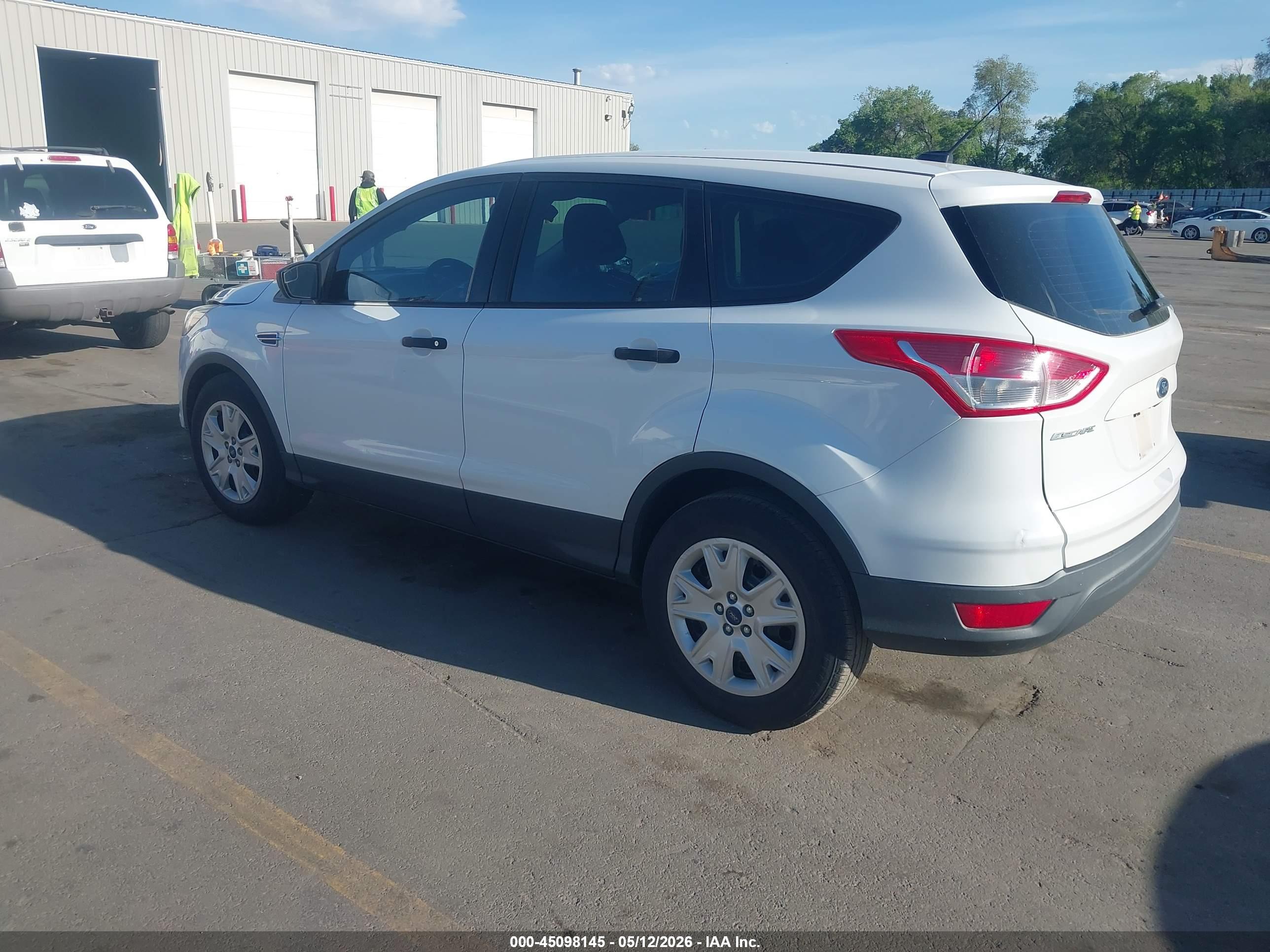 FORD ESCAPE image 3