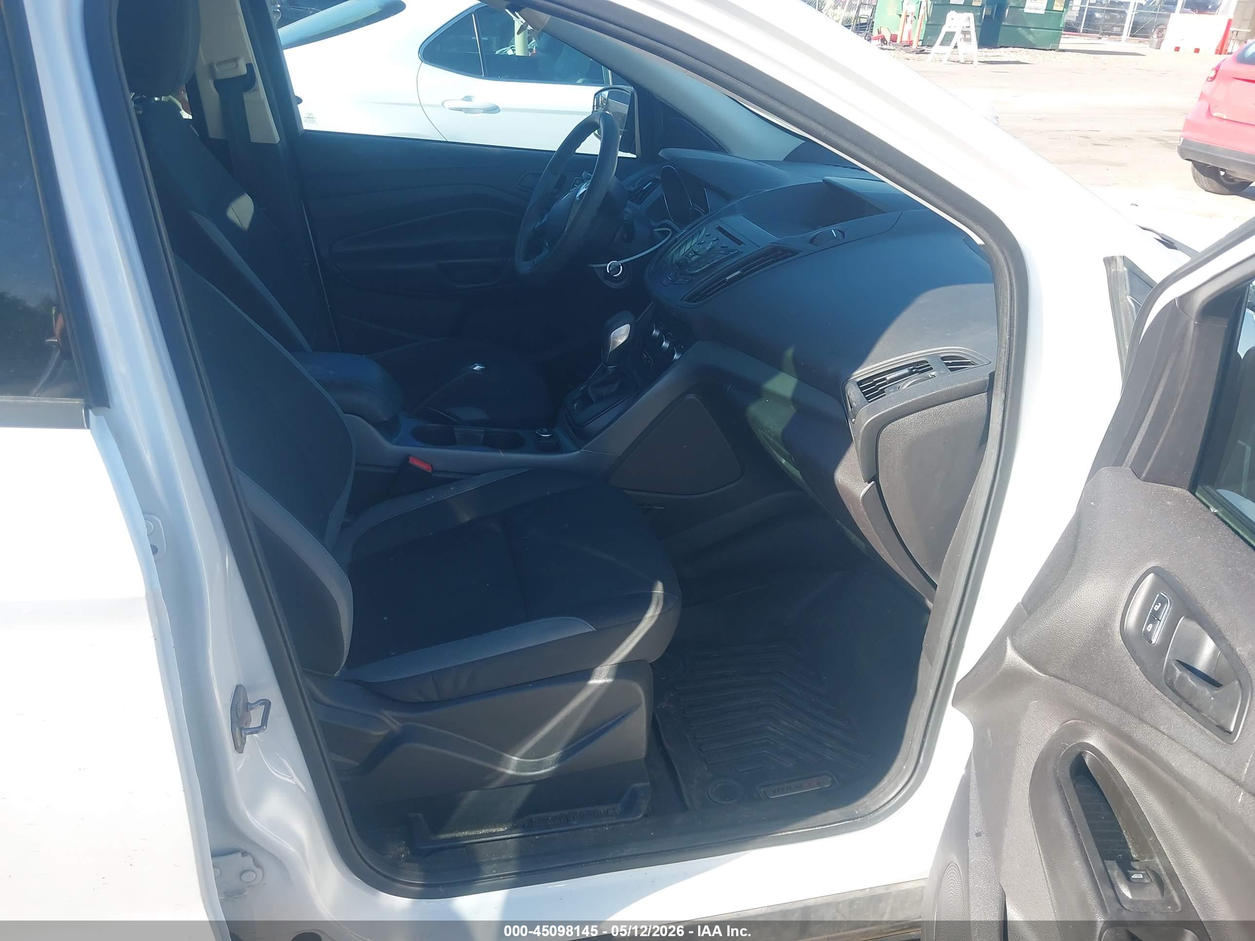 FORD ESCAPE image 5