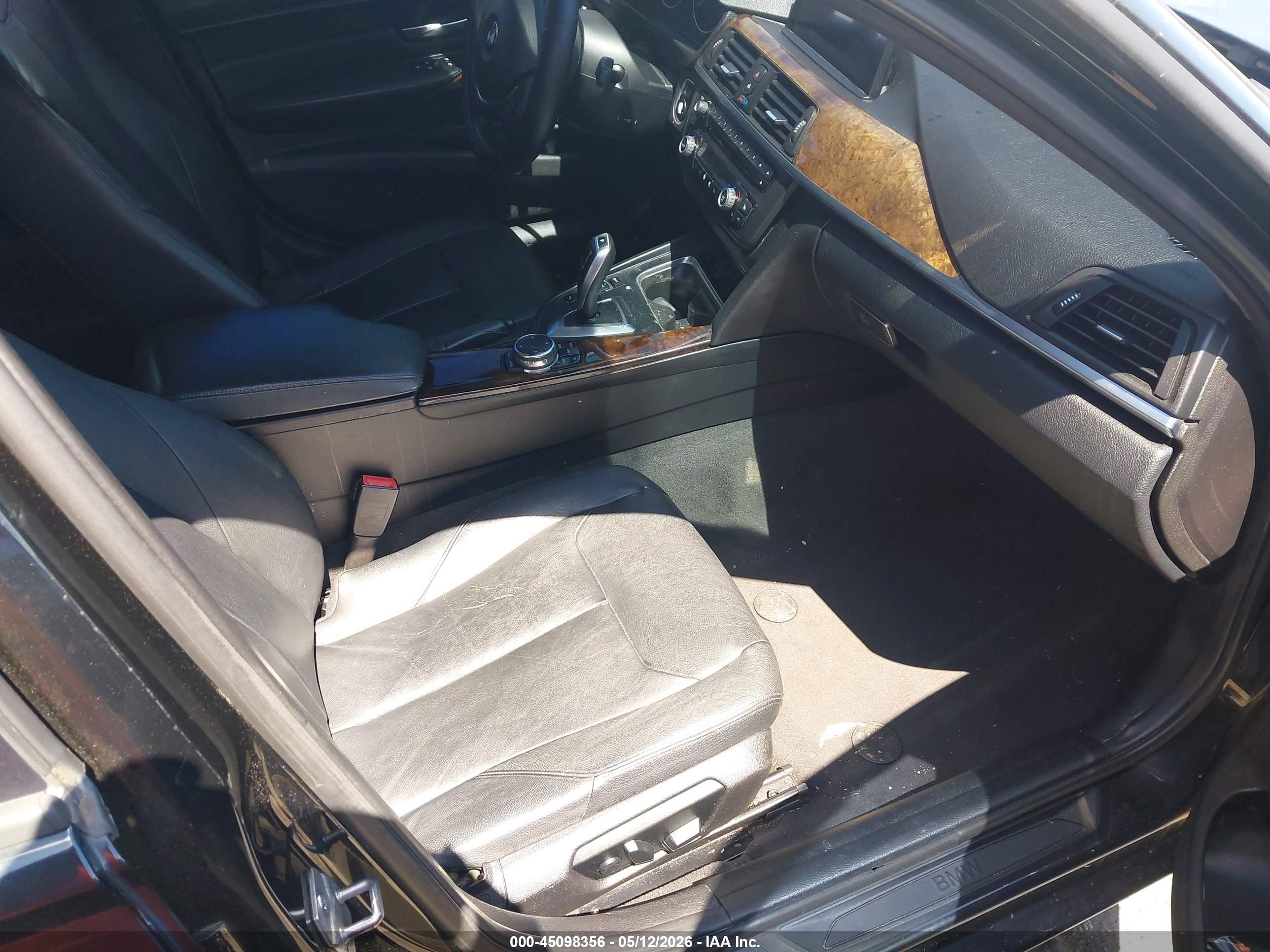 BMW 328I image 5