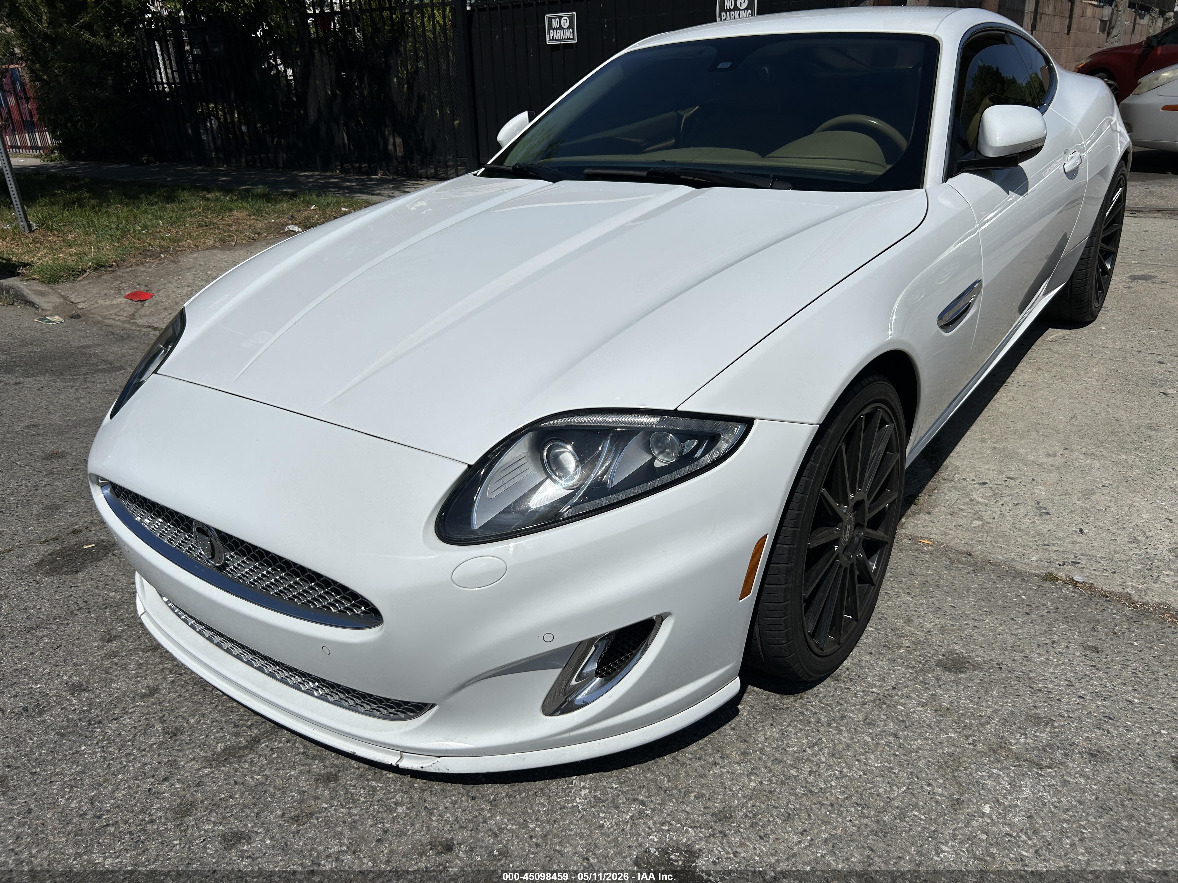 JAGUAR XK image 2