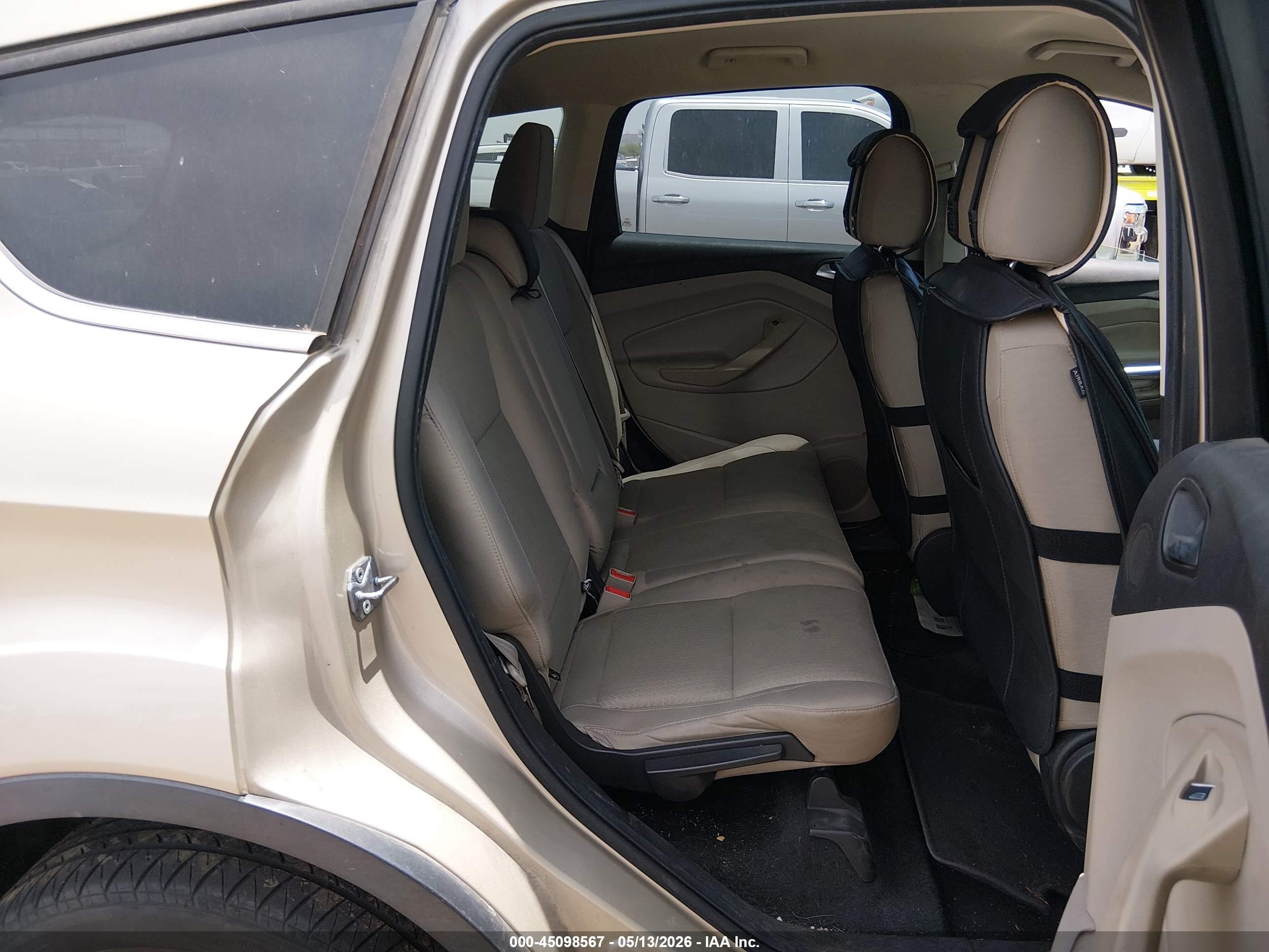 FORD ESCAPE image 8