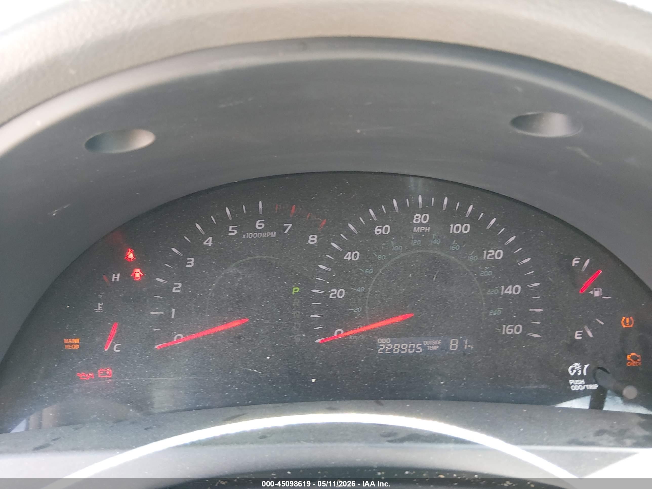 TOYOTA CAMRY image 7