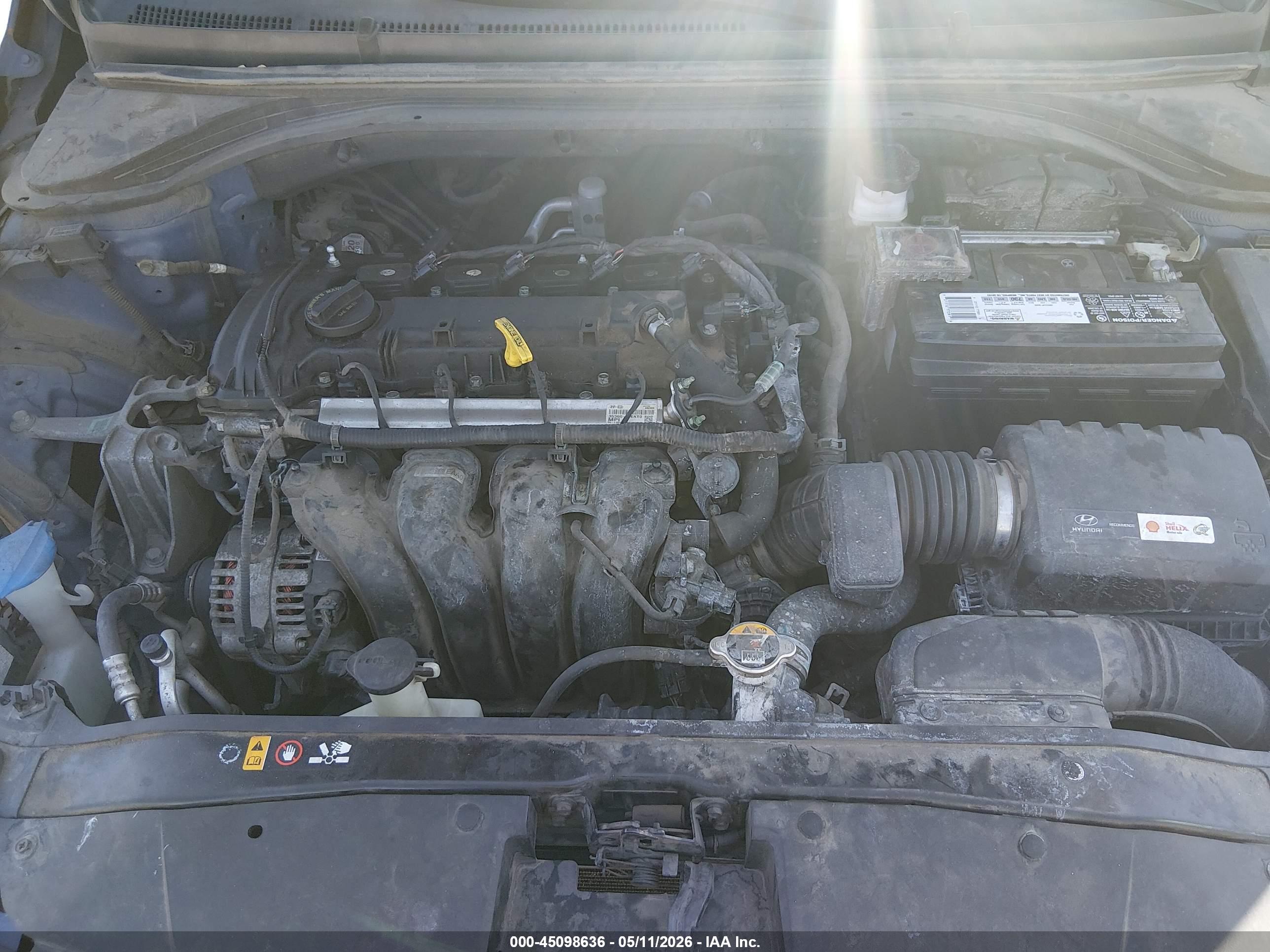 HYUNDAI ELANTRA image 10