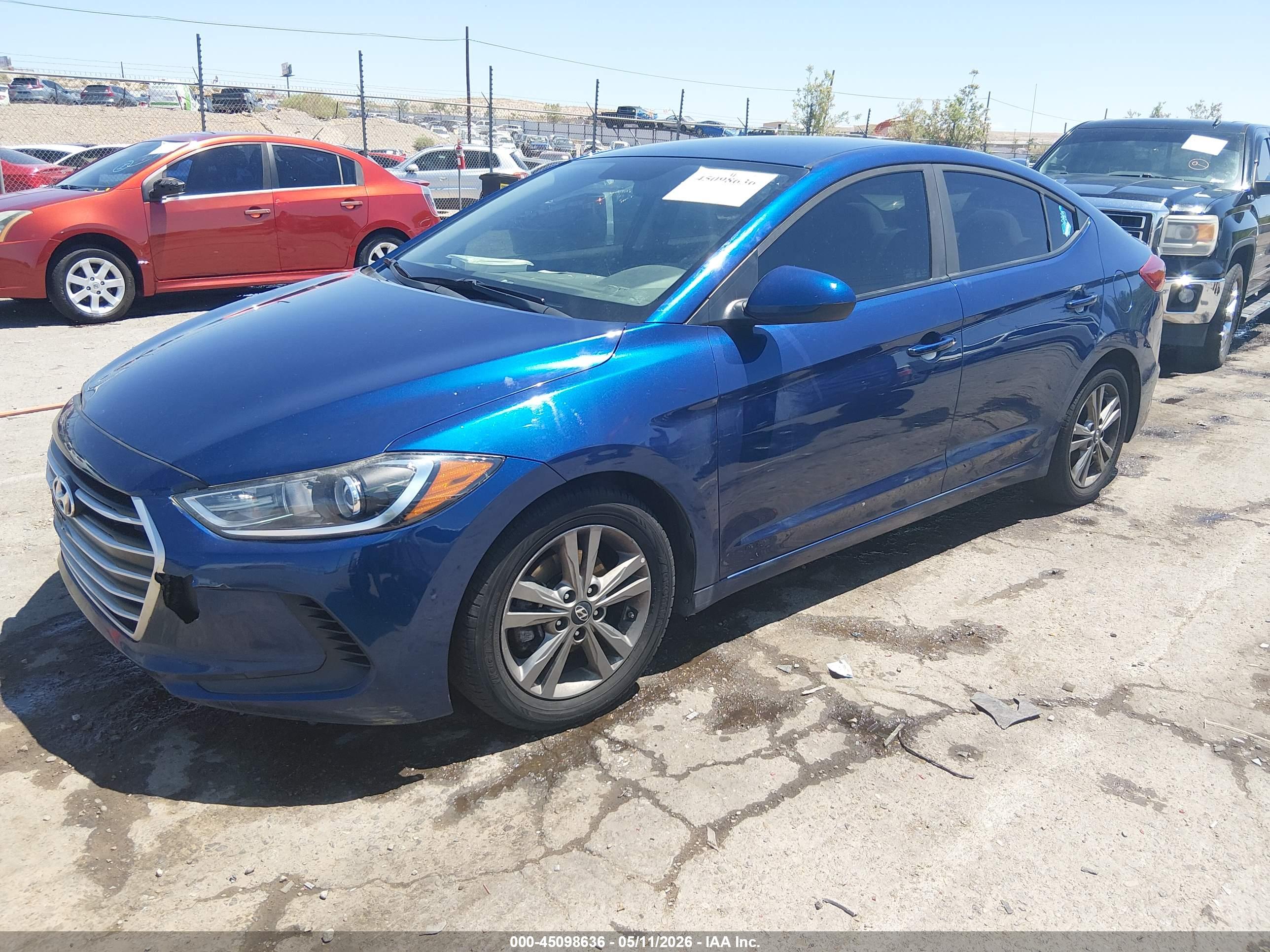 HYUNDAI ELANTRA image 2