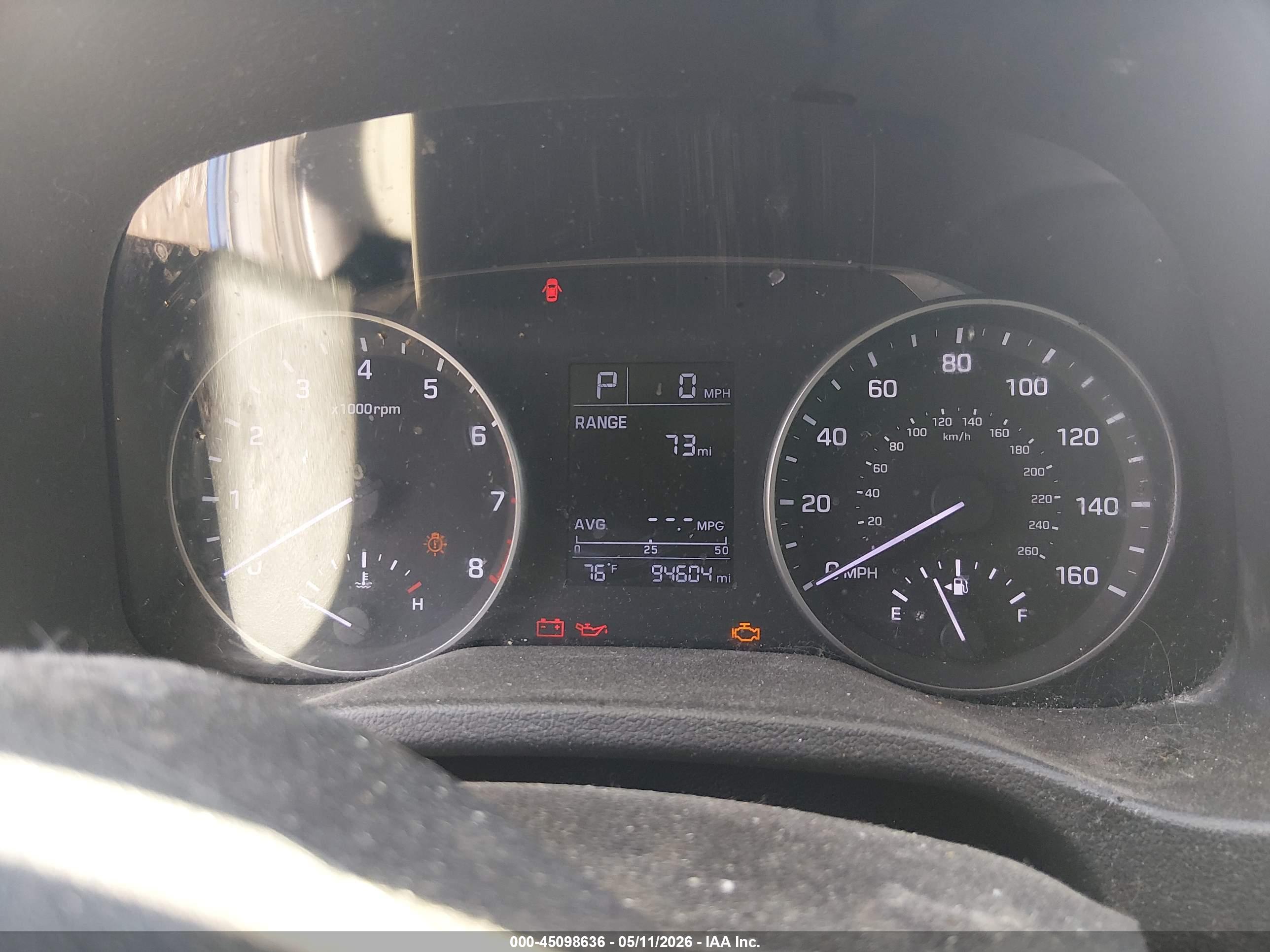 HYUNDAI ELANTRA image 7