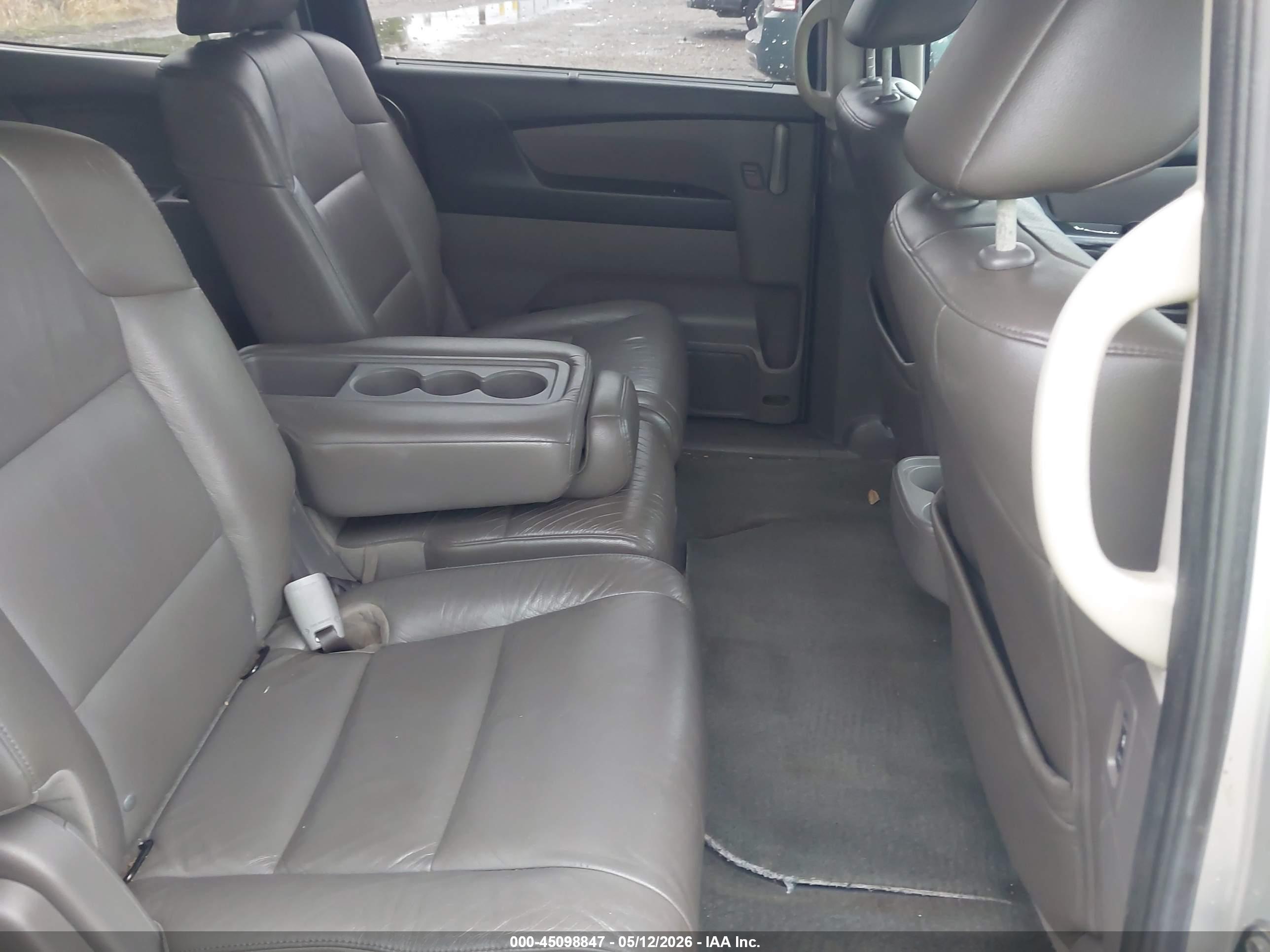 HONDA ODYSSEY image 8