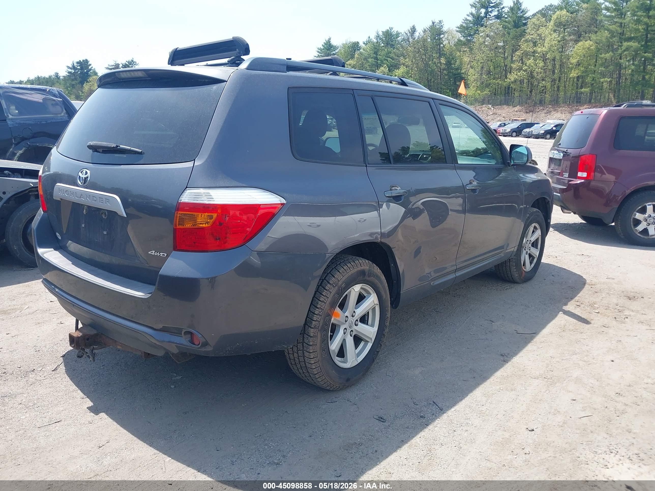 TOYOTA HIGHLANDER image 4