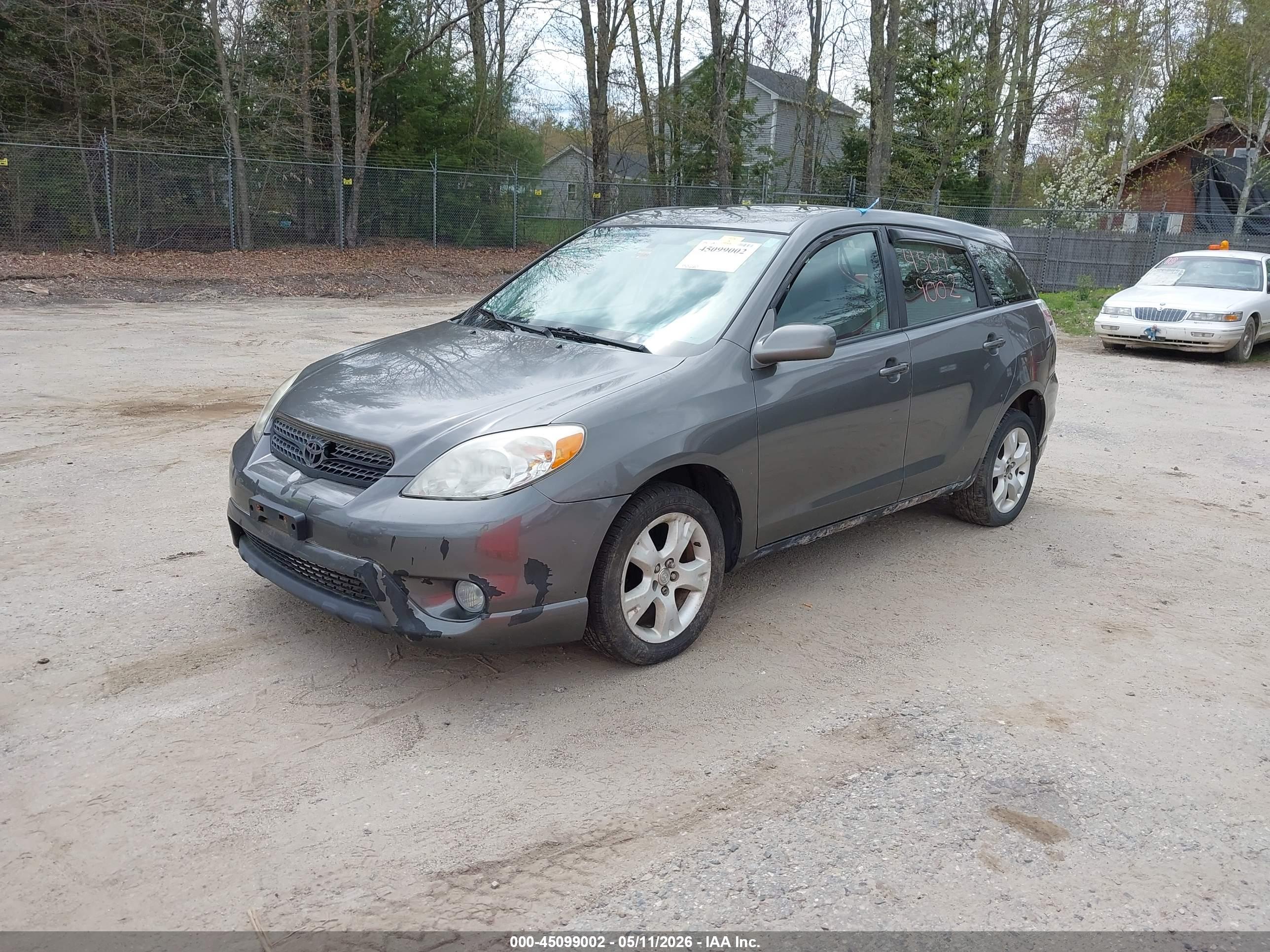 TOYOTA MATRIX image 2