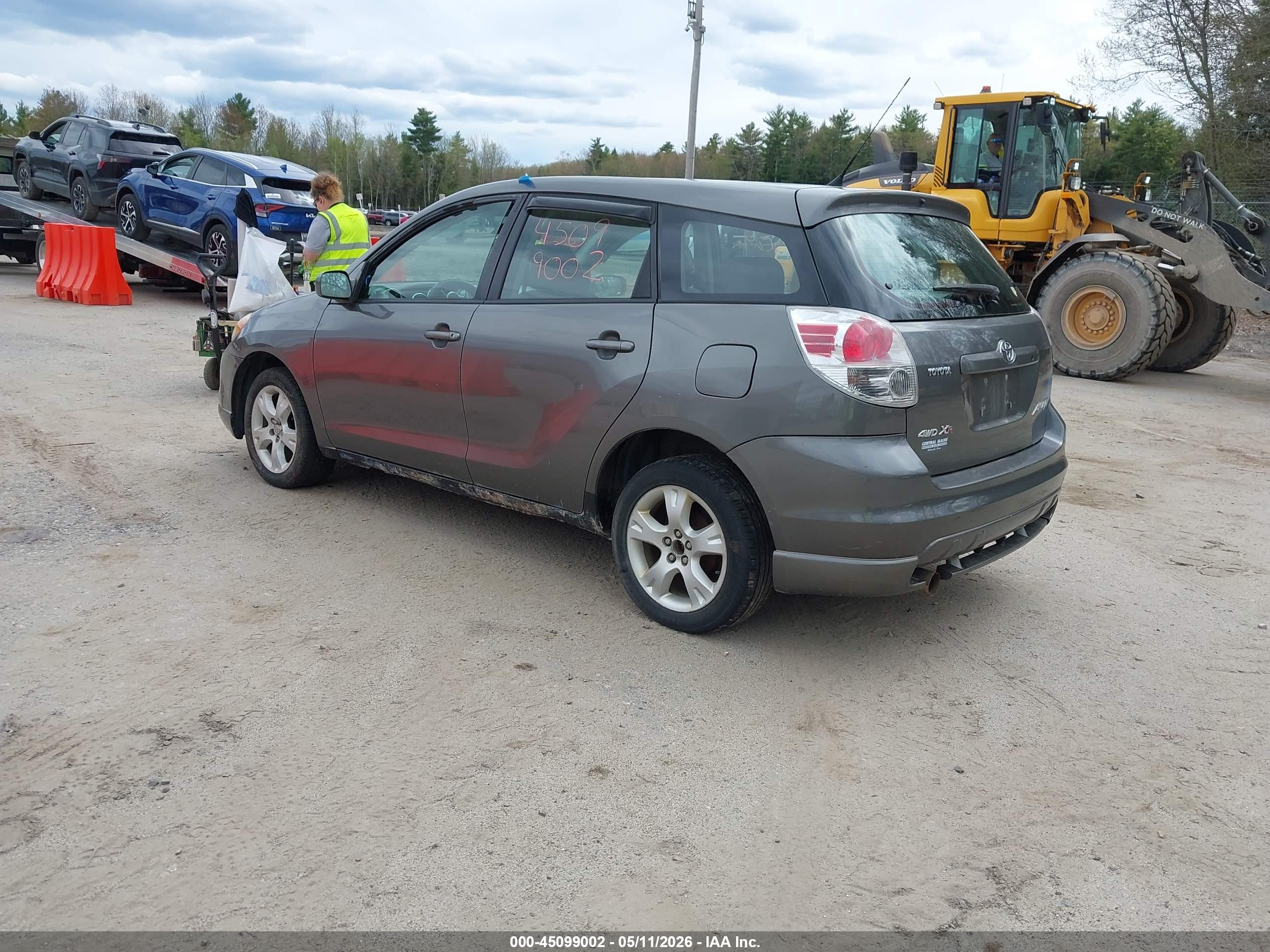 TOYOTA MATRIX image 3