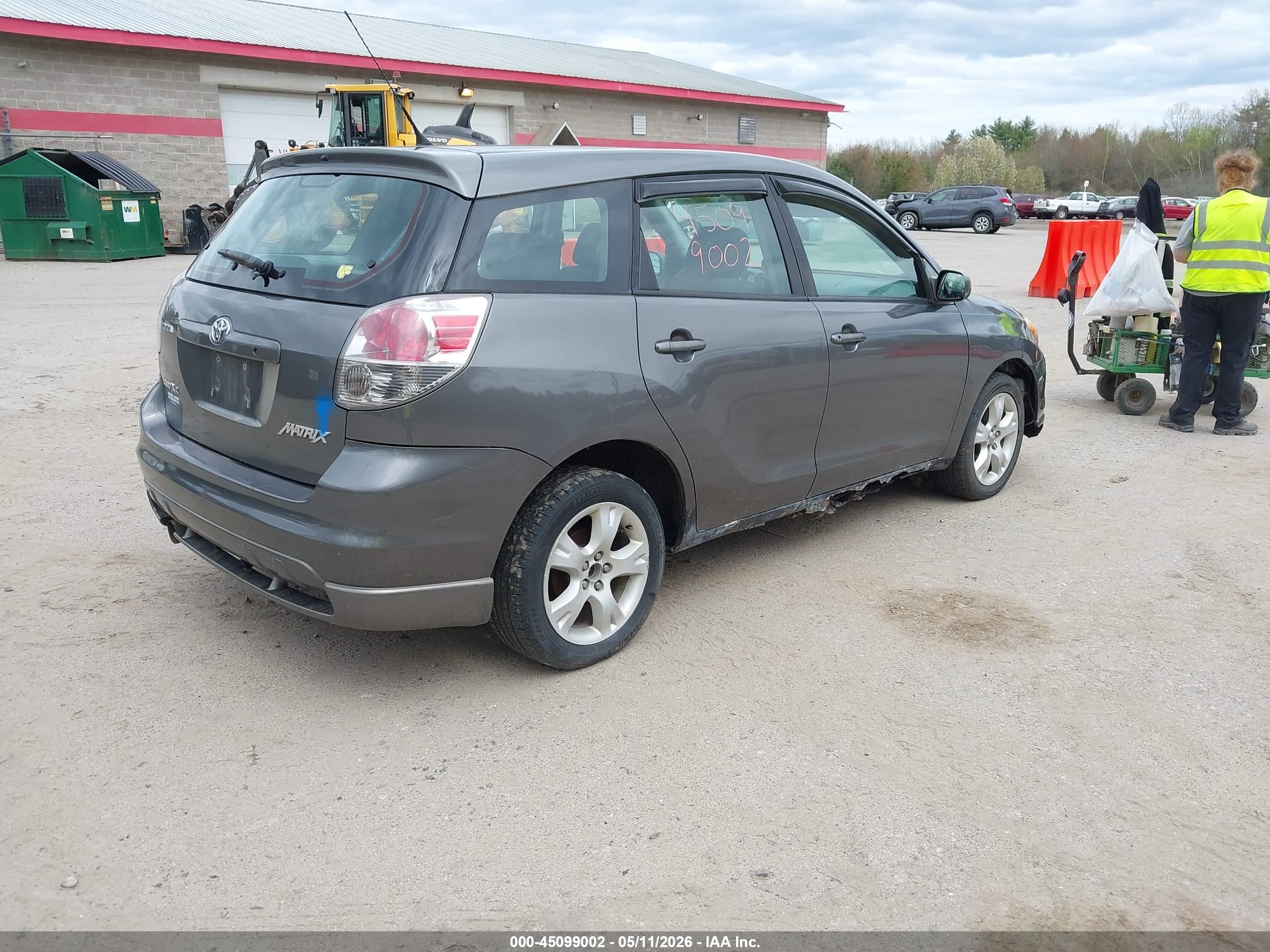 TOYOTA MATRIX image 4