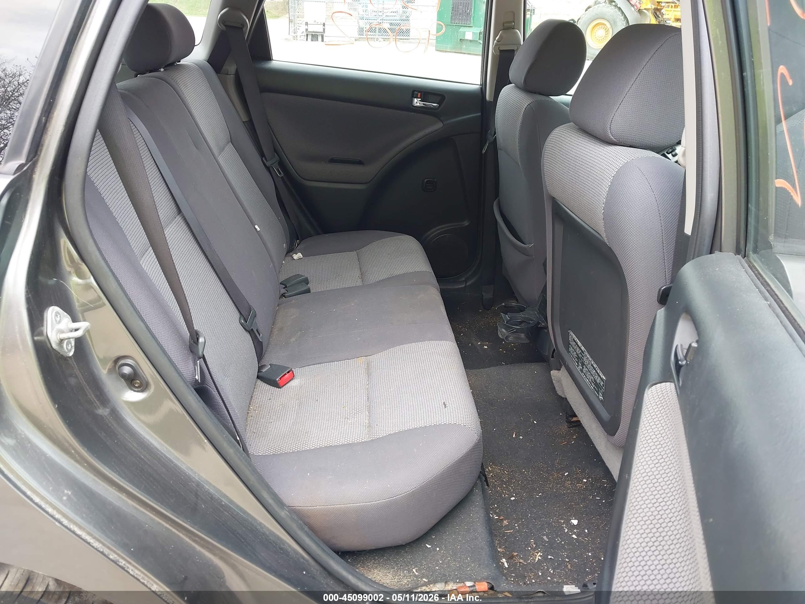 TOYOTA MATRIX image 8
