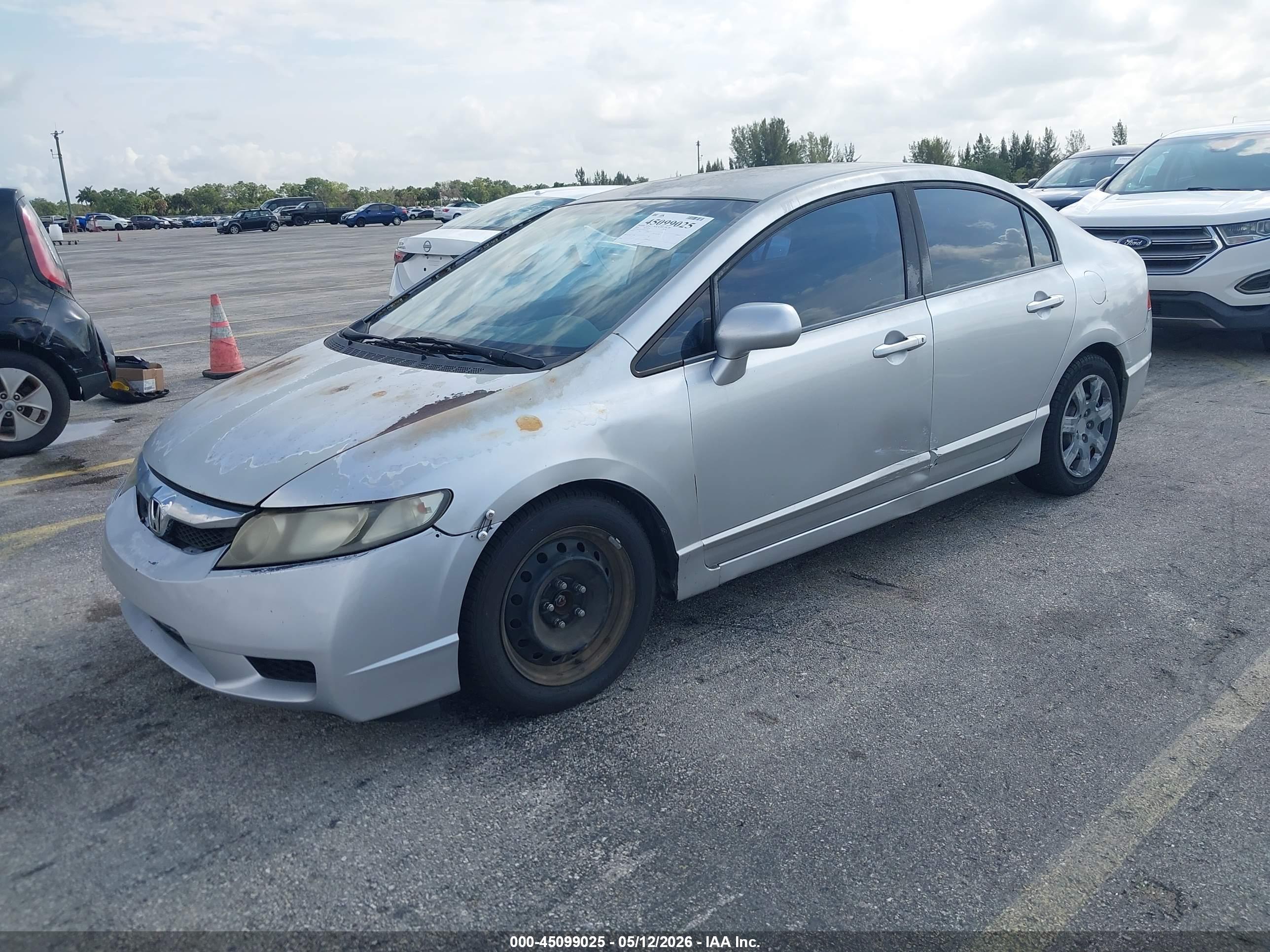 HONDA CIVIC image 2