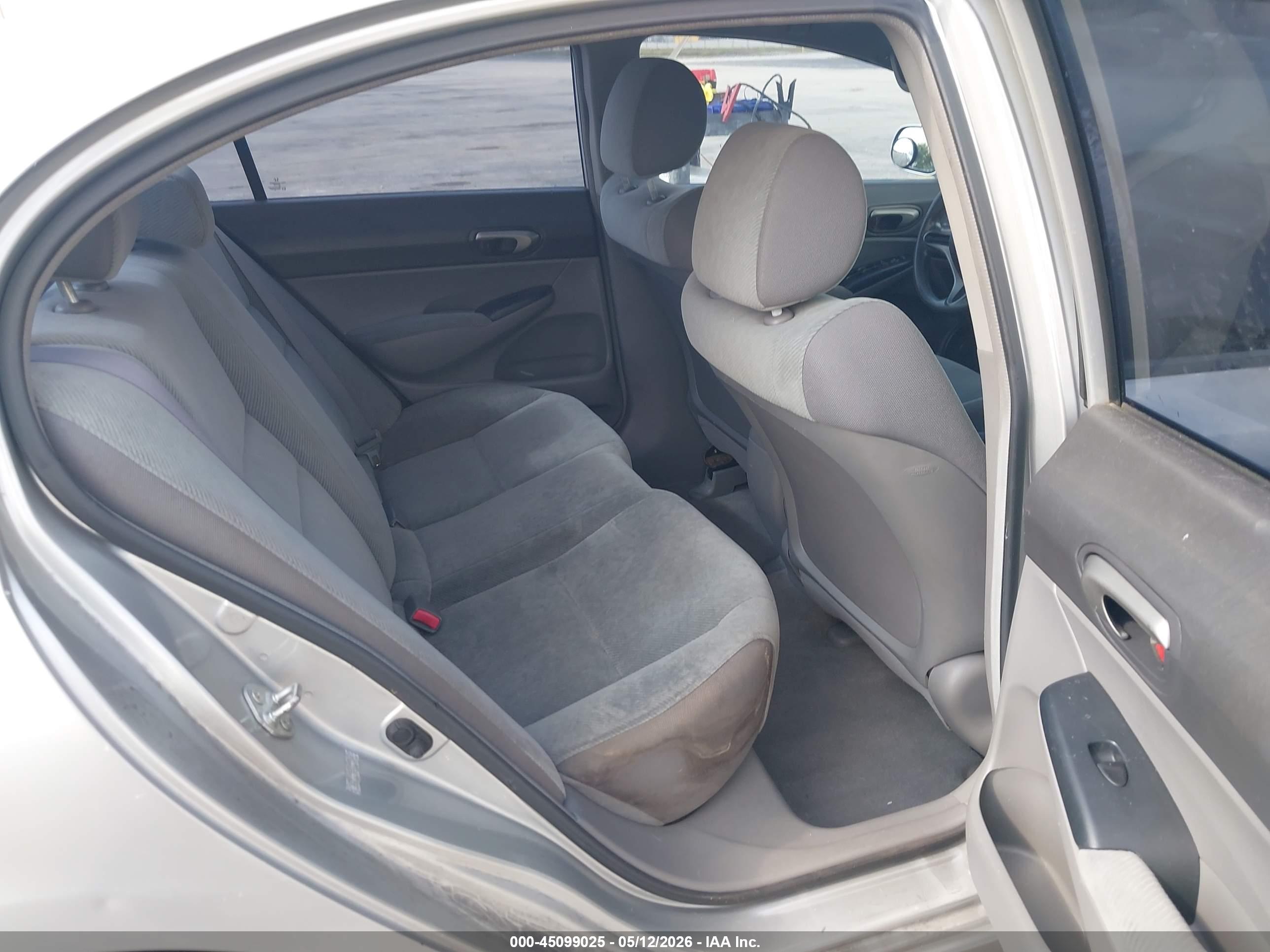 HONDA CIVIC image 8